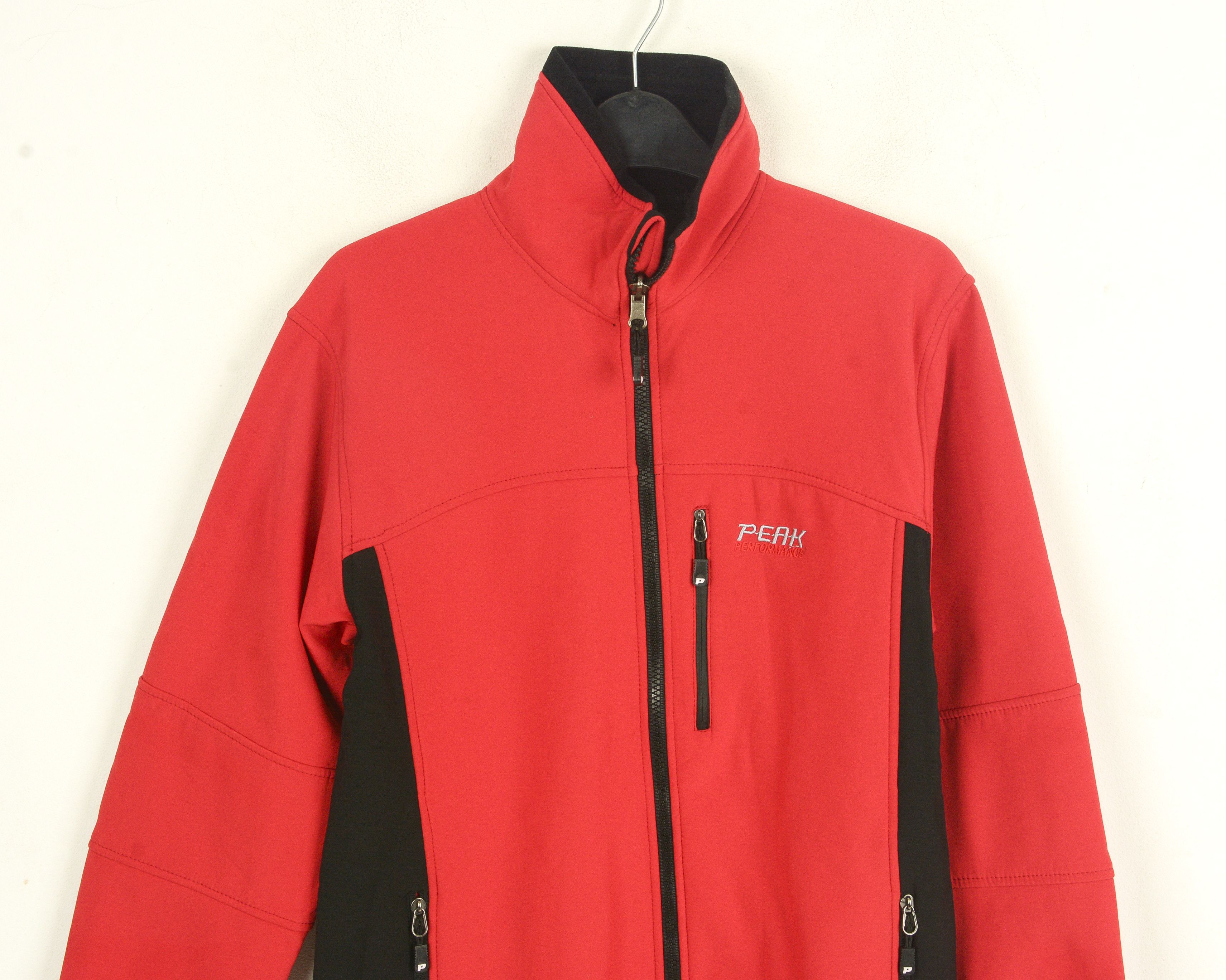 Peak Performance Women softshell Jacket L Windproof Coat Windbreaker hiking Size L / US 10 / IT 46 - 2 Thumbnail
