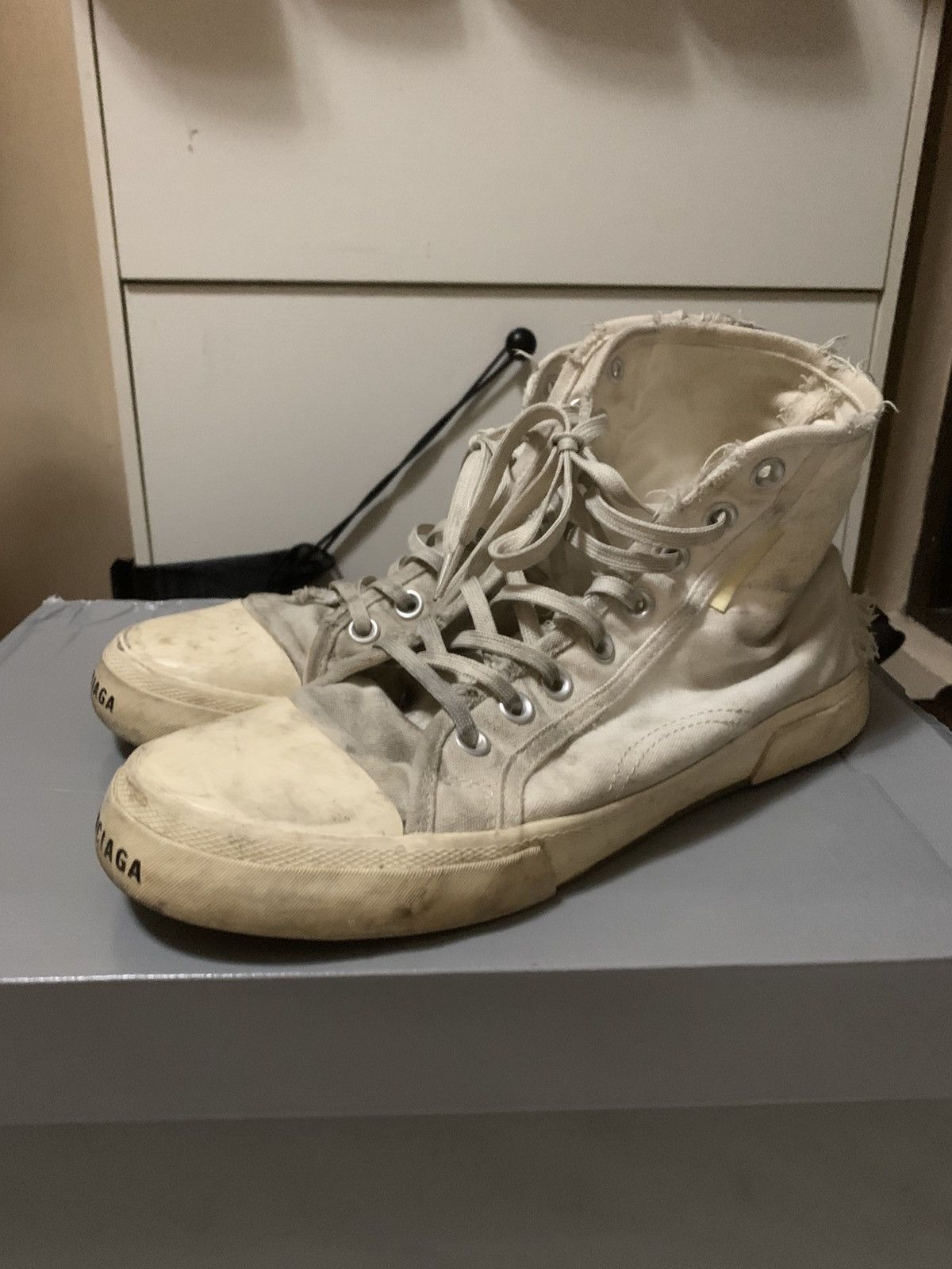 Balenciaga Balenciaga paris sneaker Size US 9 / EU 42 - 1 Thumbnail