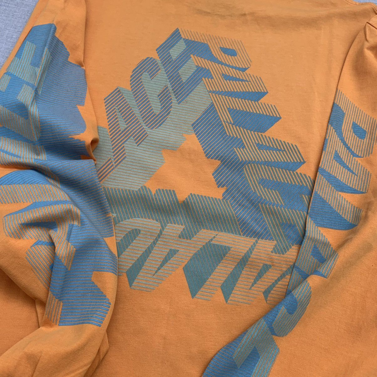 Palace × Vintage Palace skateboard longsleeve tee big logo Size US XL / EU 56 / 4 - 3 Thumbnail
