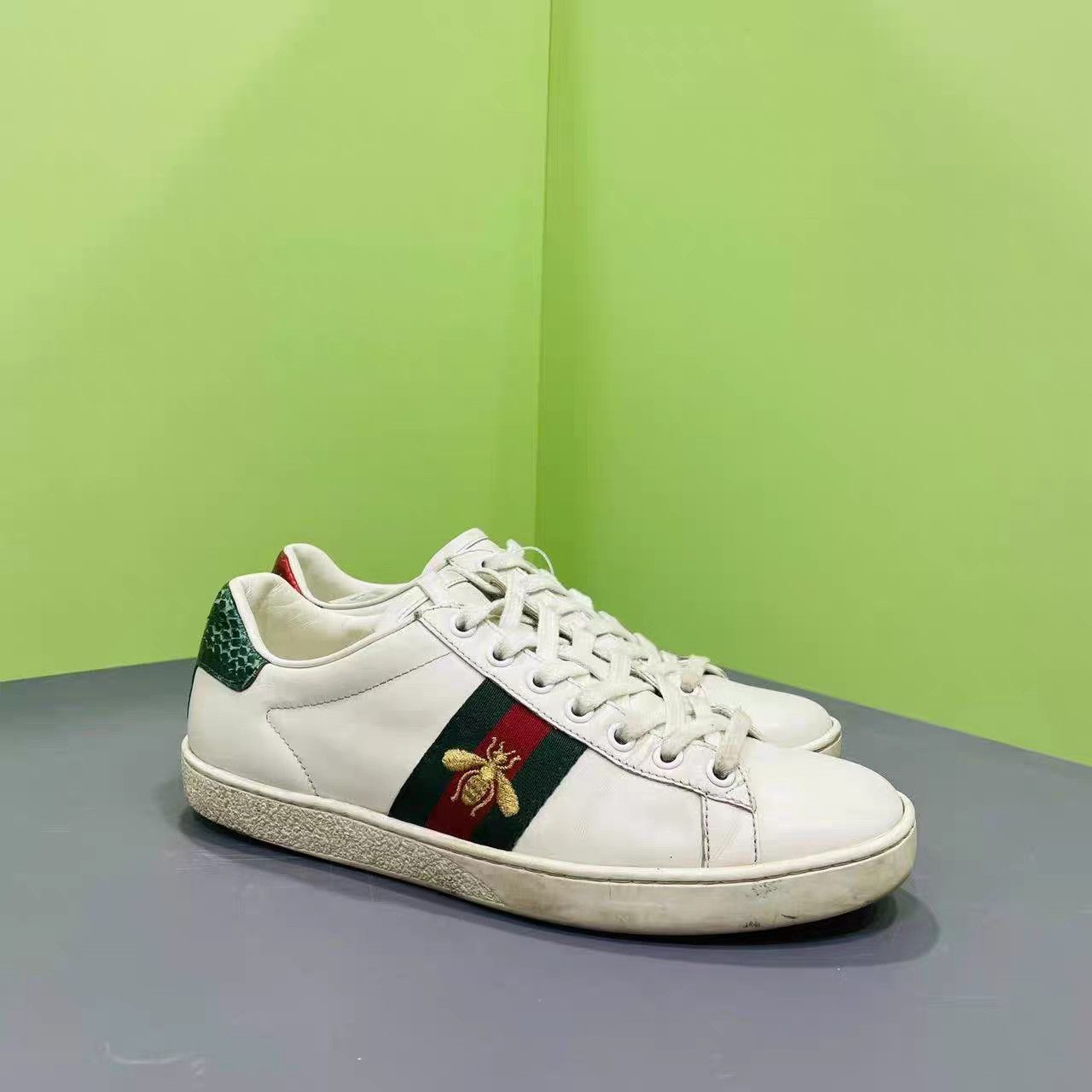 Gucci Gucci Ace Bee Sneakers K15 Size US 7 / IT 37 - 6 Thumbnail
