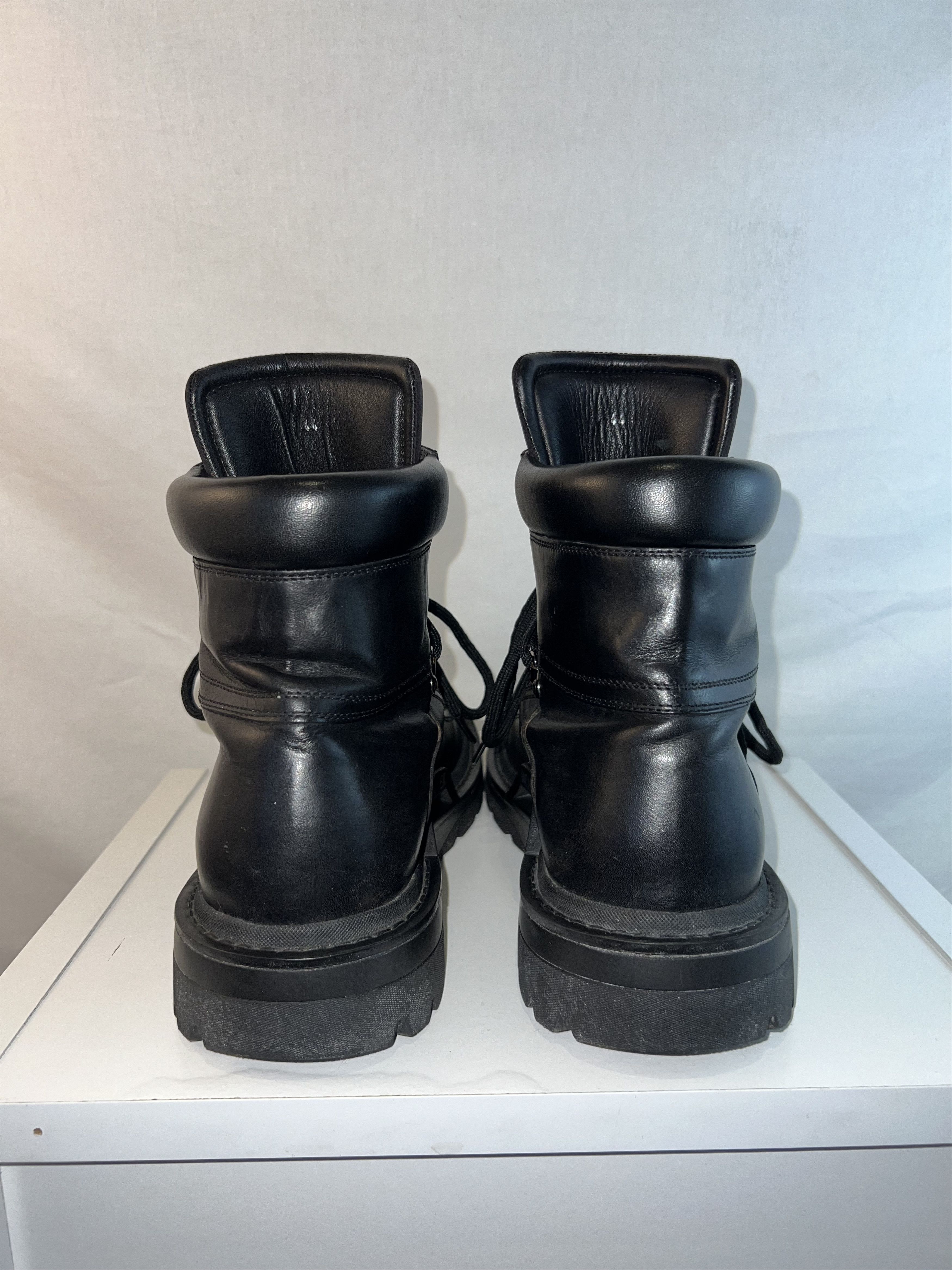 Moncler Moncler - Gently Worn Hiking Boot in Smooth Leather Size 11 Size US 11 / EU 44 - 4 Thumbnail