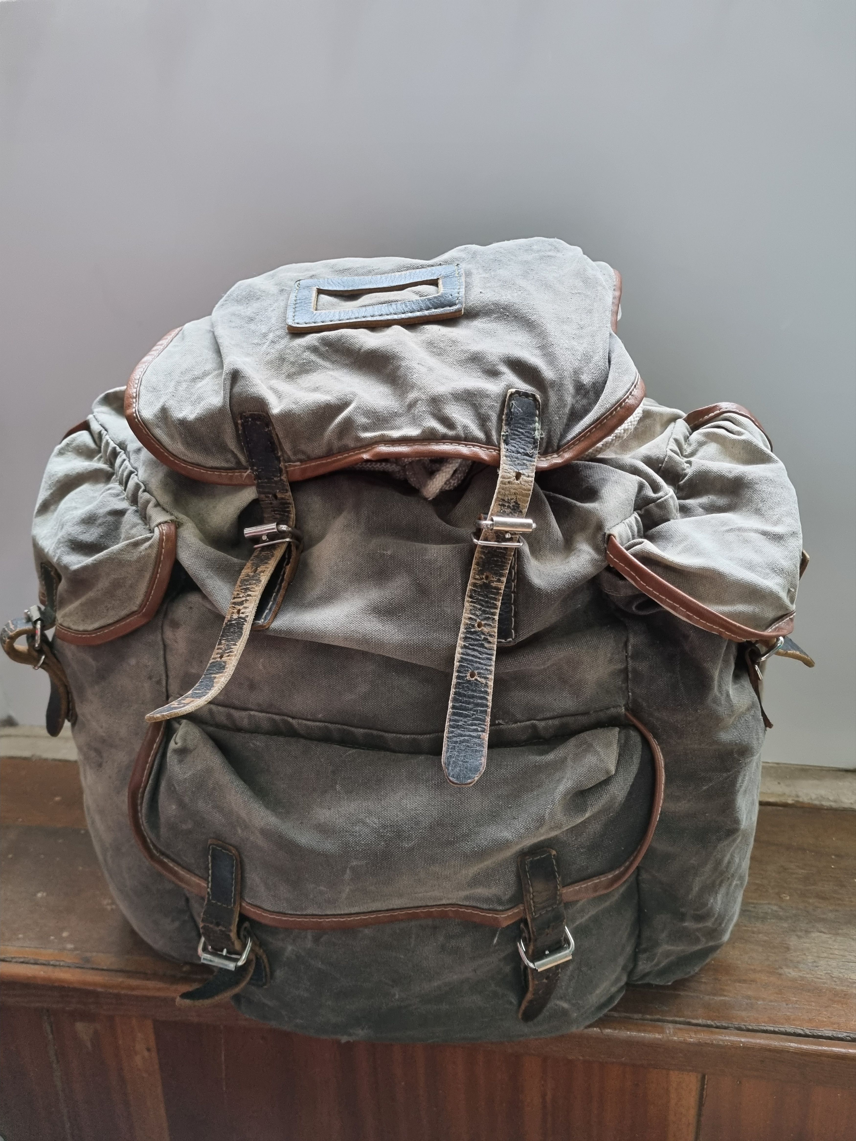 Japanese Brand 50s Vintage Sun Faded Thrashed Backpack Amazing Fade Size ONE SIZE - 5 Thumbnail