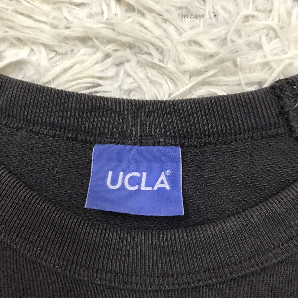 NANO universe VINTAGE UCLA BRUINS NANO UNIVERSE BIGLOGO SWEATSHIRT Size US M / EU 48-50 / 2 - 13 Thumbnail