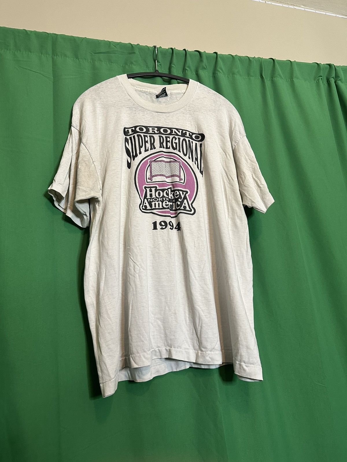 Fruit Of The Loom Single stitch 1994 North America hockey white t-shirt Size US XXL / EU 58 / 5 - 10 Thumbnail
