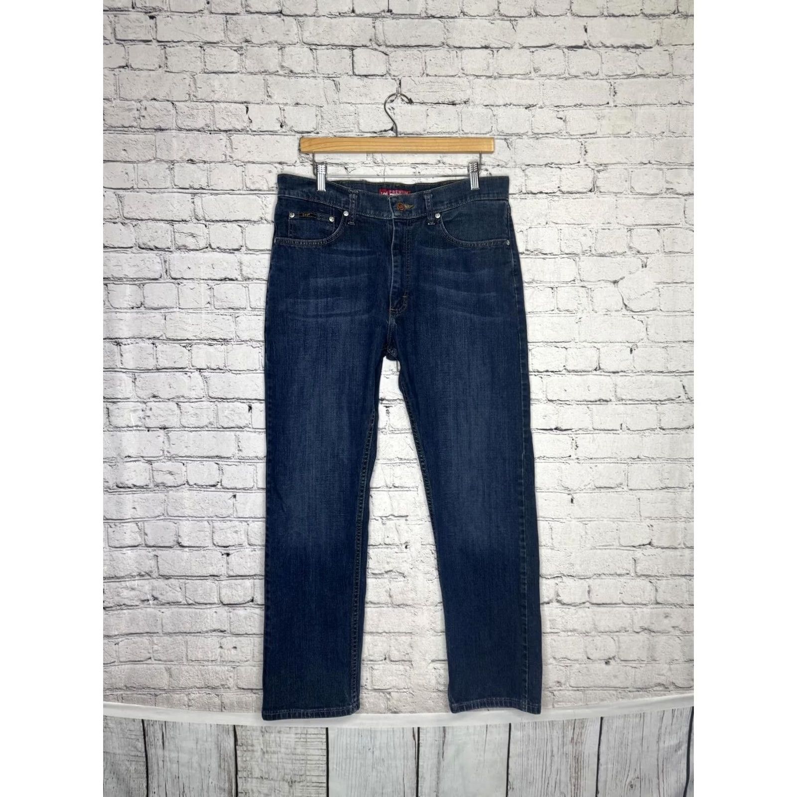 Lee Lee Premium Select Regular Fit Straight Leg Jeans Womens 32x28 Blue Denim Button Closure Pants Casual Everyday Mens? Women? Size 24" / US 00 / IT 34 - 2 Thumbnail