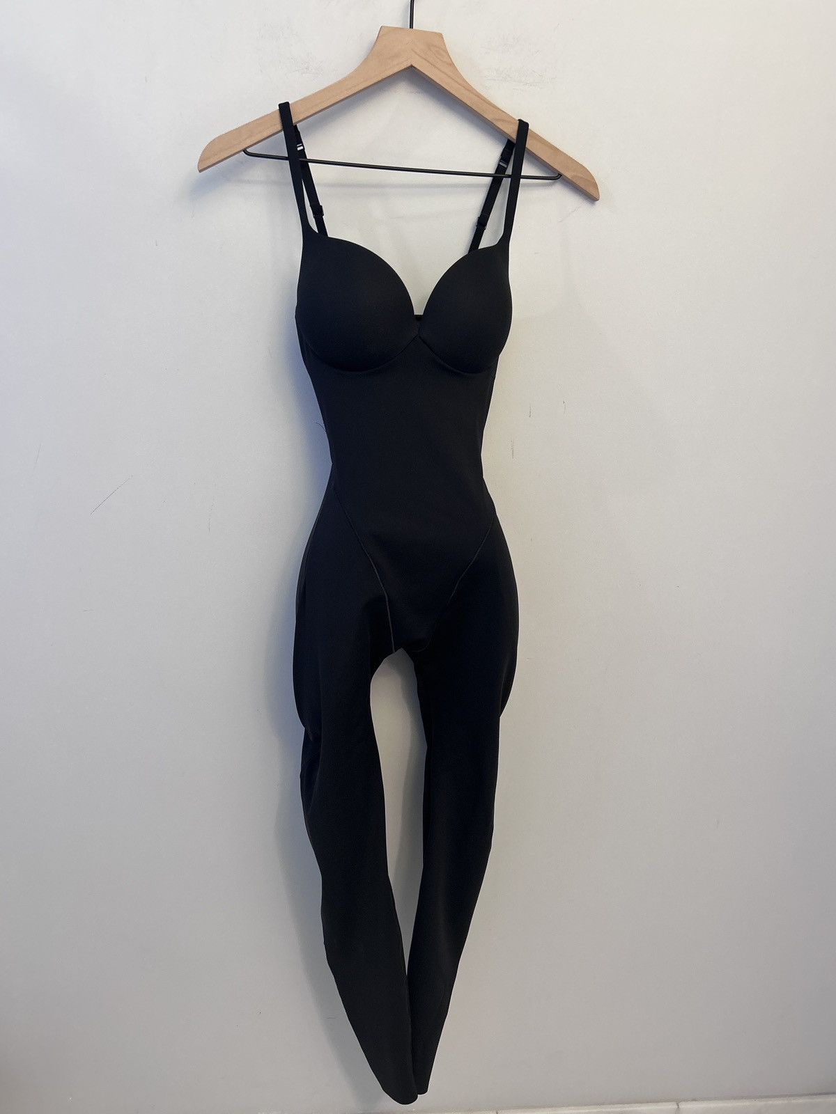 SKIMS SKIMS XS Black Onyx Ultimate Butt & Hip Enhancing Catsuit Size XS / US 0-2 / IT 36-38 - 1 Thumbnail