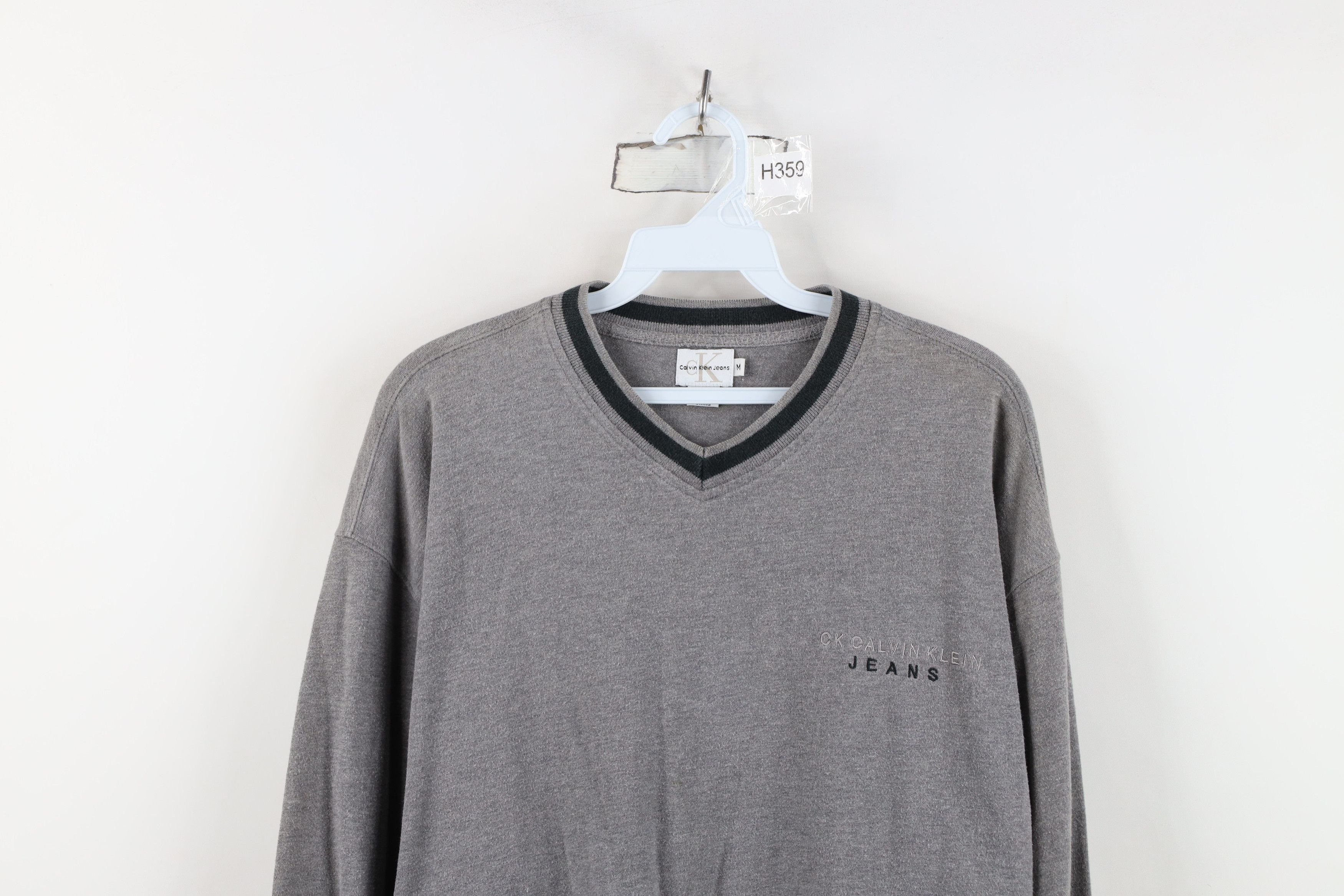 Calvin Klein Vintage 90s Calvin Klein Ribbed Knit Long Sleeve T-Shirt Size US M / EU 48-50 / 2 - 2 Thumbnail