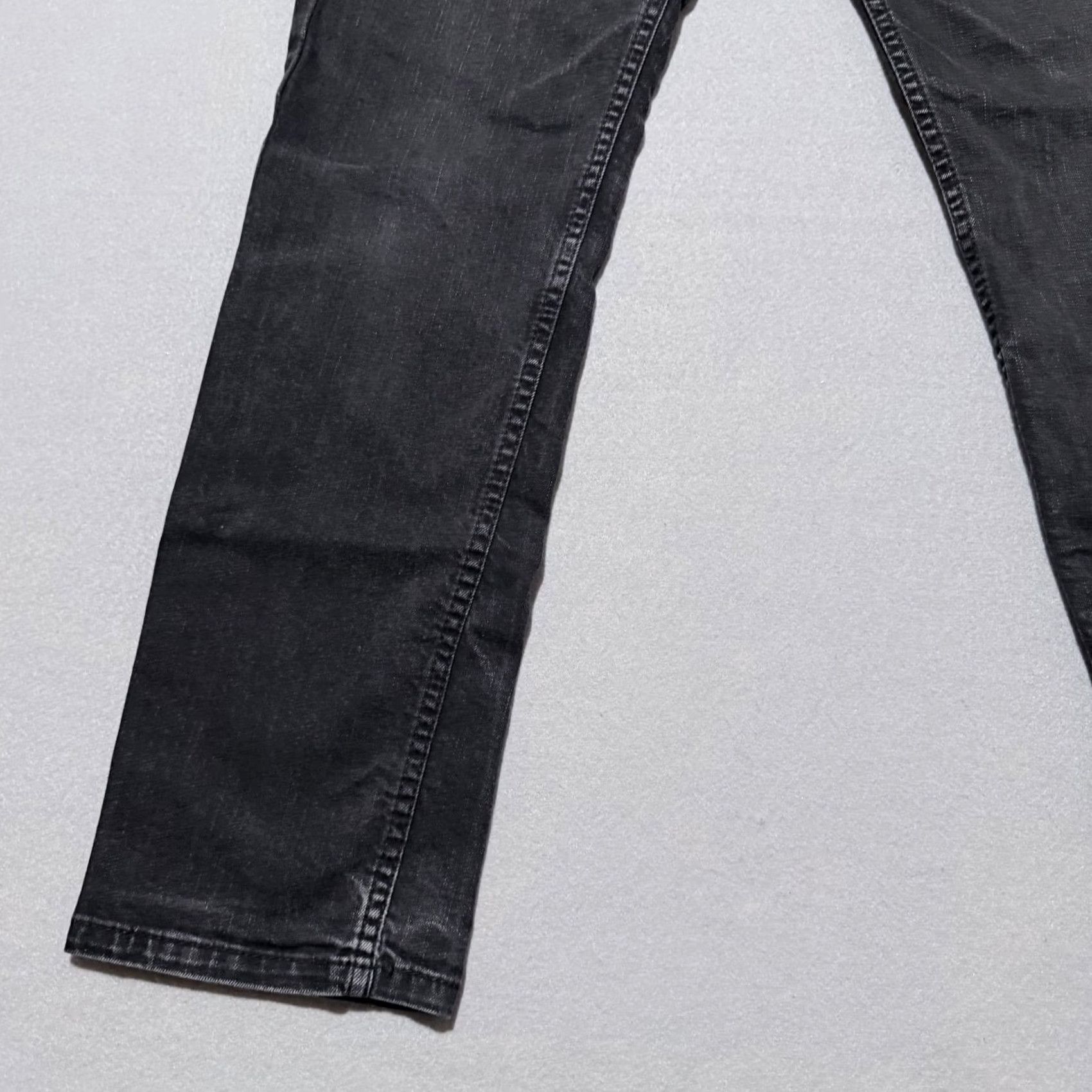 Levi's Levi's 514 Jeans Men Slim Mid 30x30 Black Distressed Straight Denim Jeans Size US 30 / EU 46 - 5 Thumbnail