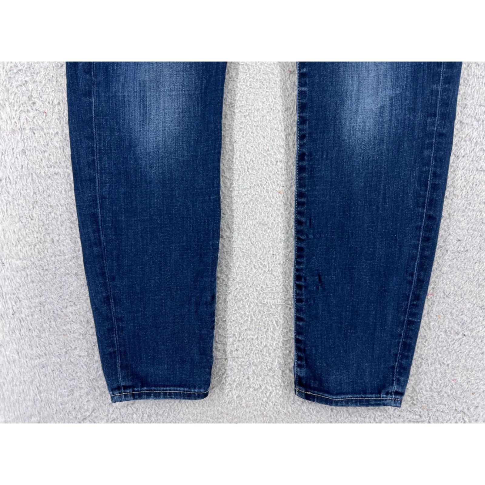 Lucky Brand Lucky Brand Jeans Women 6 Blue Denim Skinny Mid Rise 27x27 - USA 5-Pocket Button Zip Crop Pattern Dark Wash - Vintage Shirt? Size 28" / US 6 / IT 42 - 2 Thumbnail