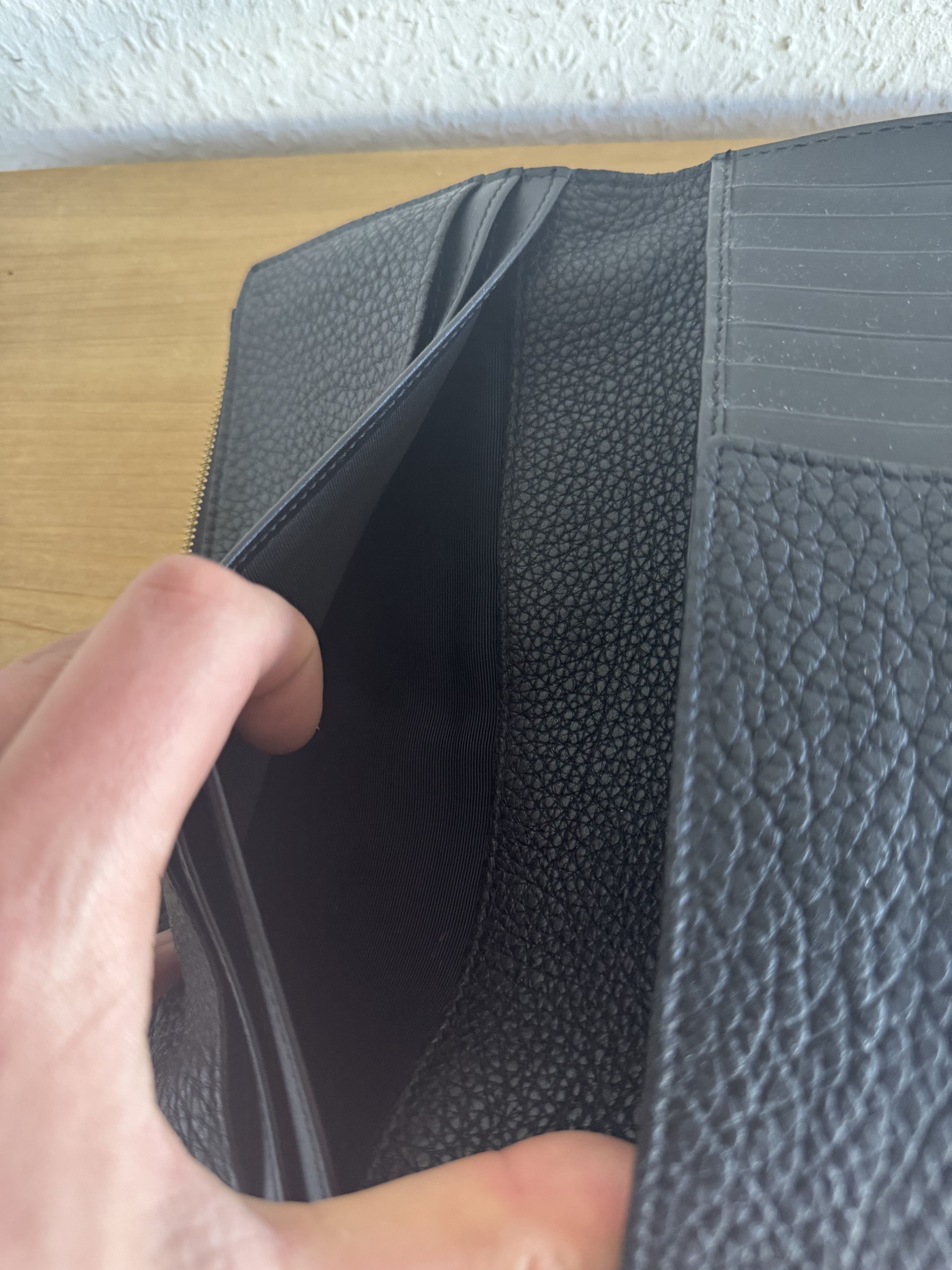 Burberry Prorsum Perforated Graphic Leather Wallet Size ONE SIZE - 9 Thumbnail