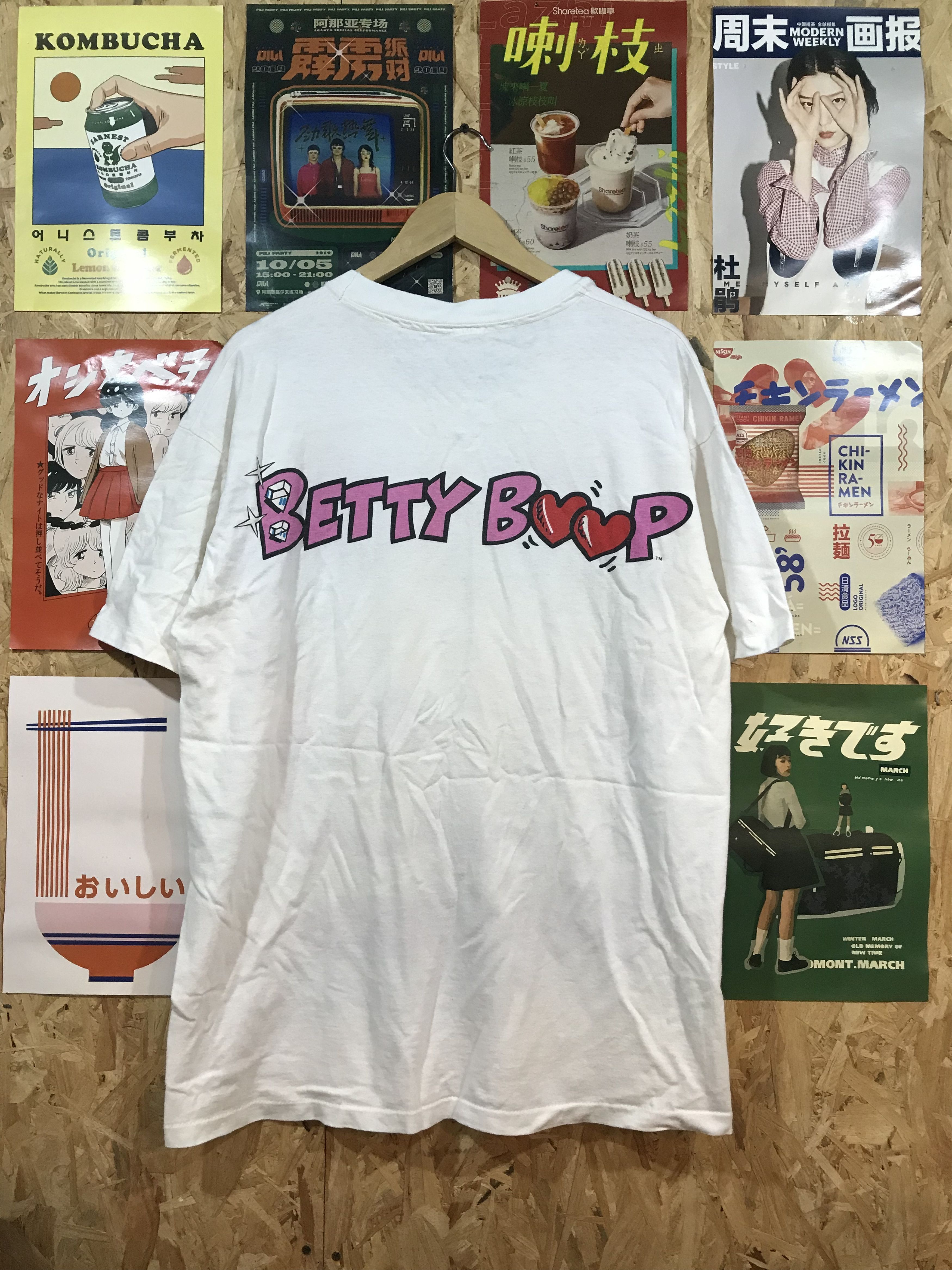 Vintage VINTAGE 90S BETTY BOOP MGM GRAND LAS VEGAS 1994 Size US XL / EU 56 / 4 - 6 Thumbnail