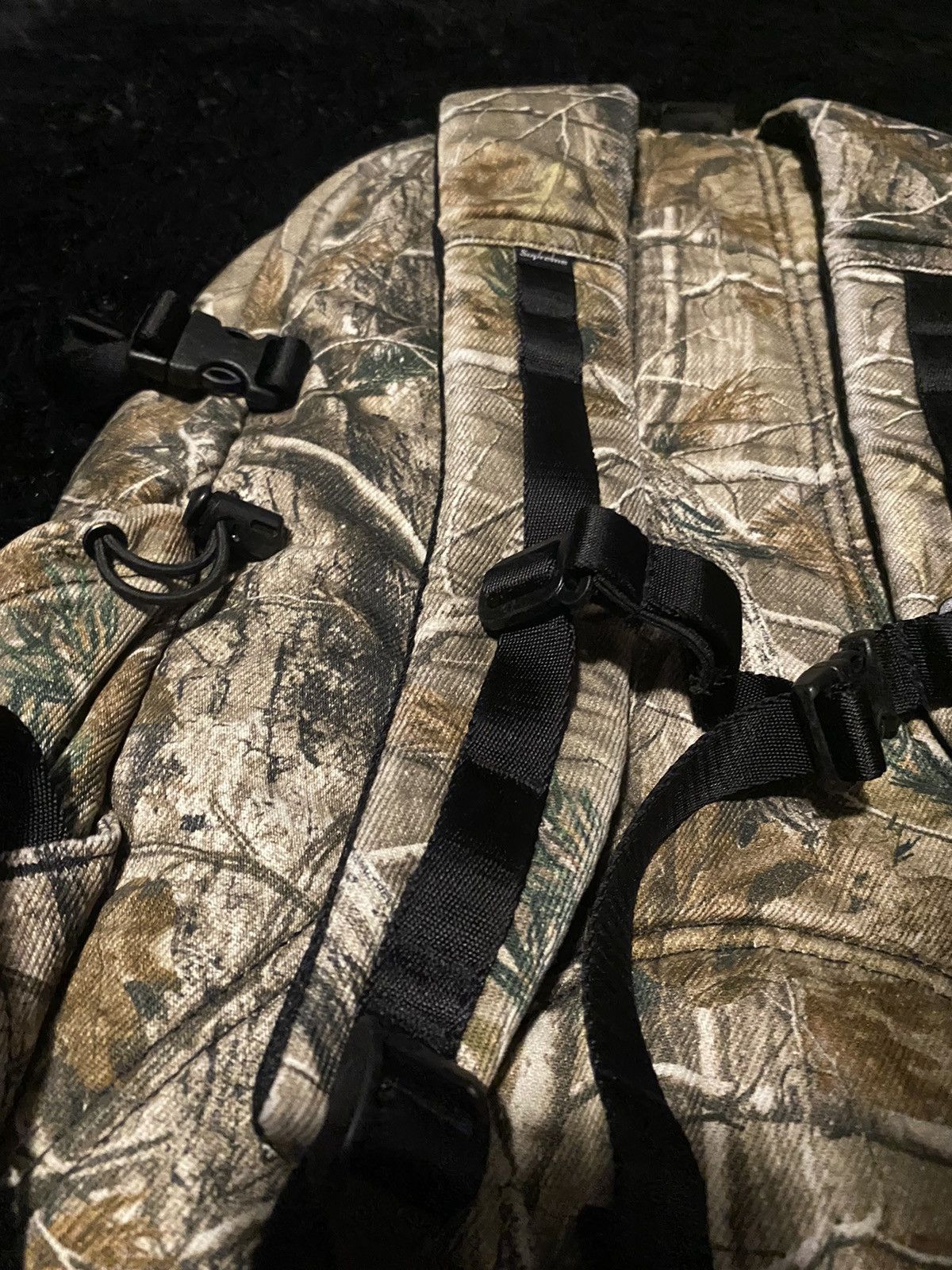 Supreme Supreme Realtree AP Camo Denim Backpack (FW25) Size ONE SIZE - 9 Thumbnail