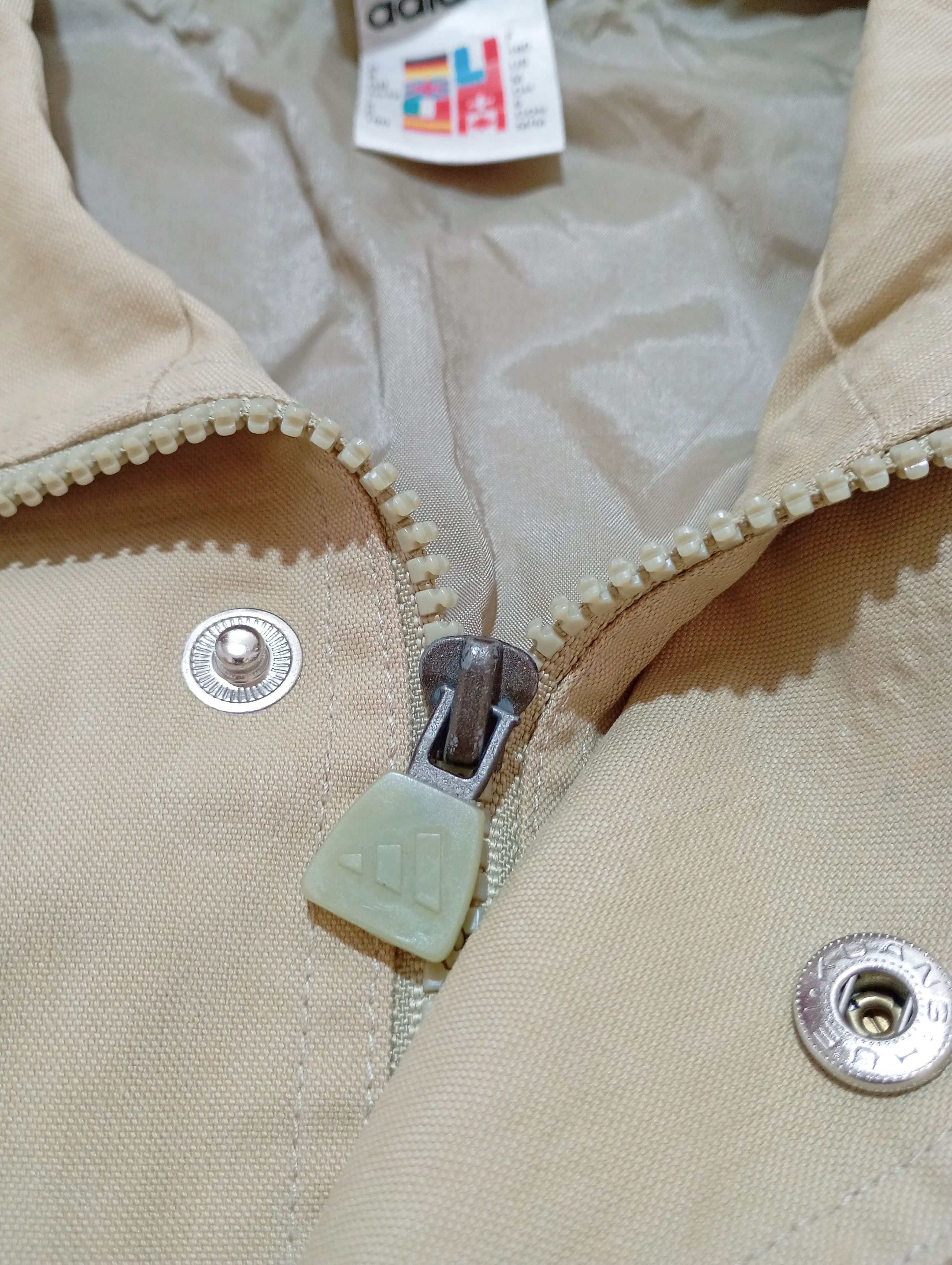 Adidas Adidas 90s Vintage Light Jacket Size M Size US M / EU 48-50 / 2 - 15 Thumbnail