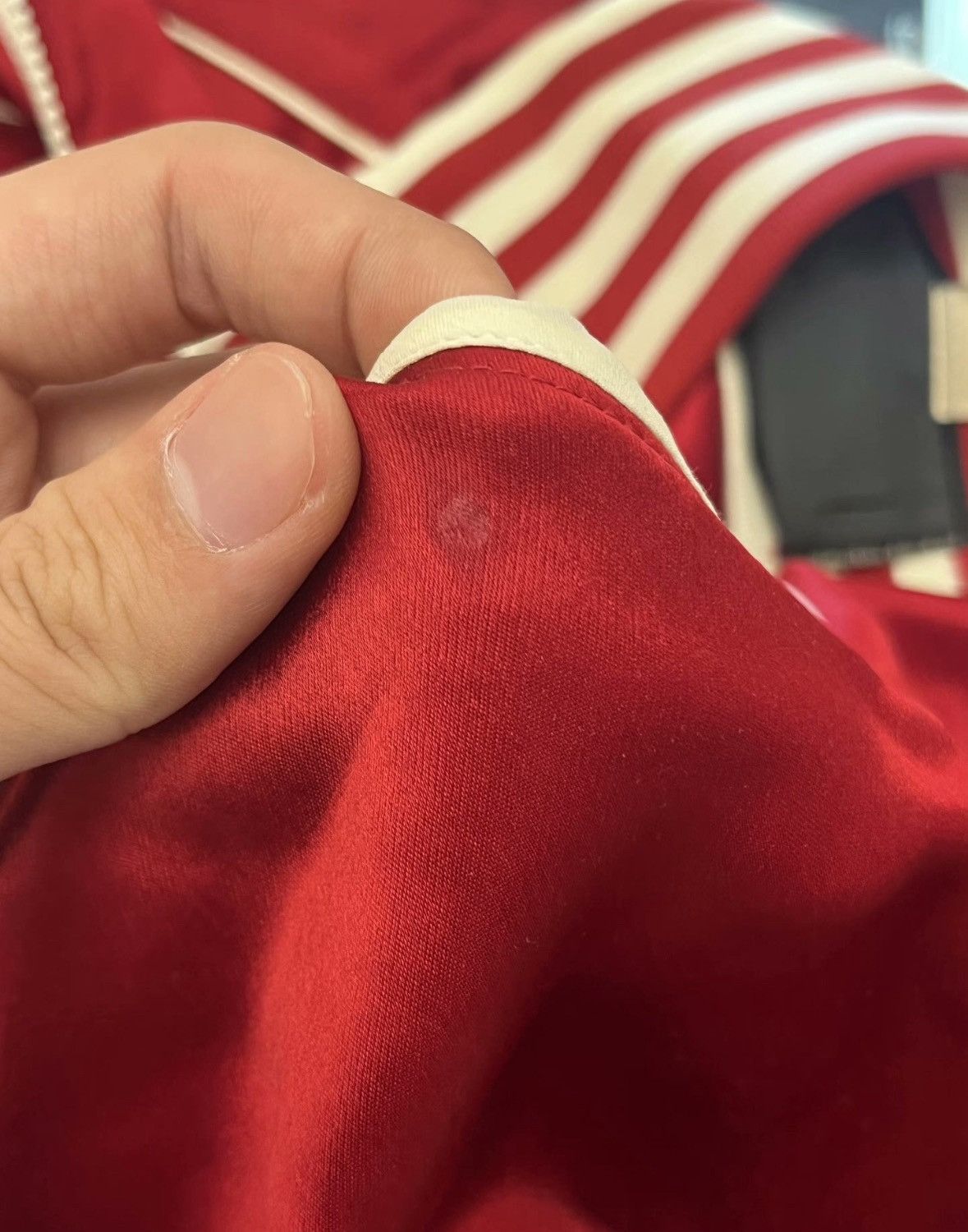 Gucci Gucci Size S Vintage cherry shorts 2503-Nextarrow Size 30" / US 8 / IT 44 - 4 Thumbnail