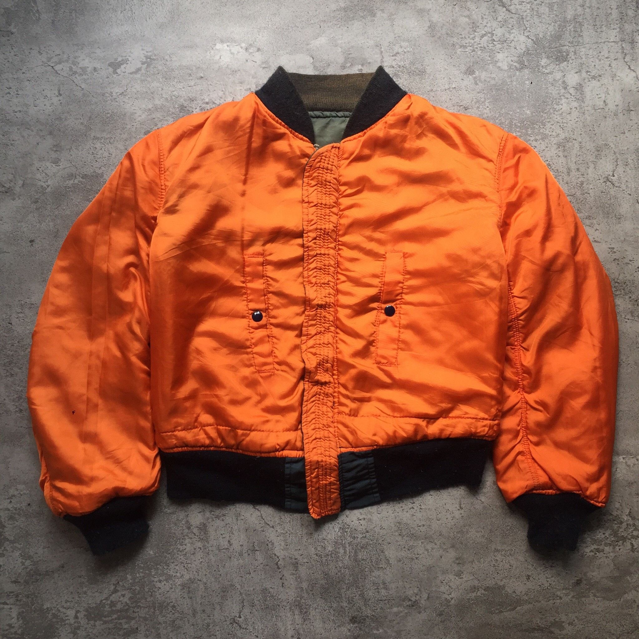 Alpha Industries Vintage 80s Alpha Industries Sun Fadded Bomber Jacket Size US M / EU 48-50 / 2 - 6 Thumbnail