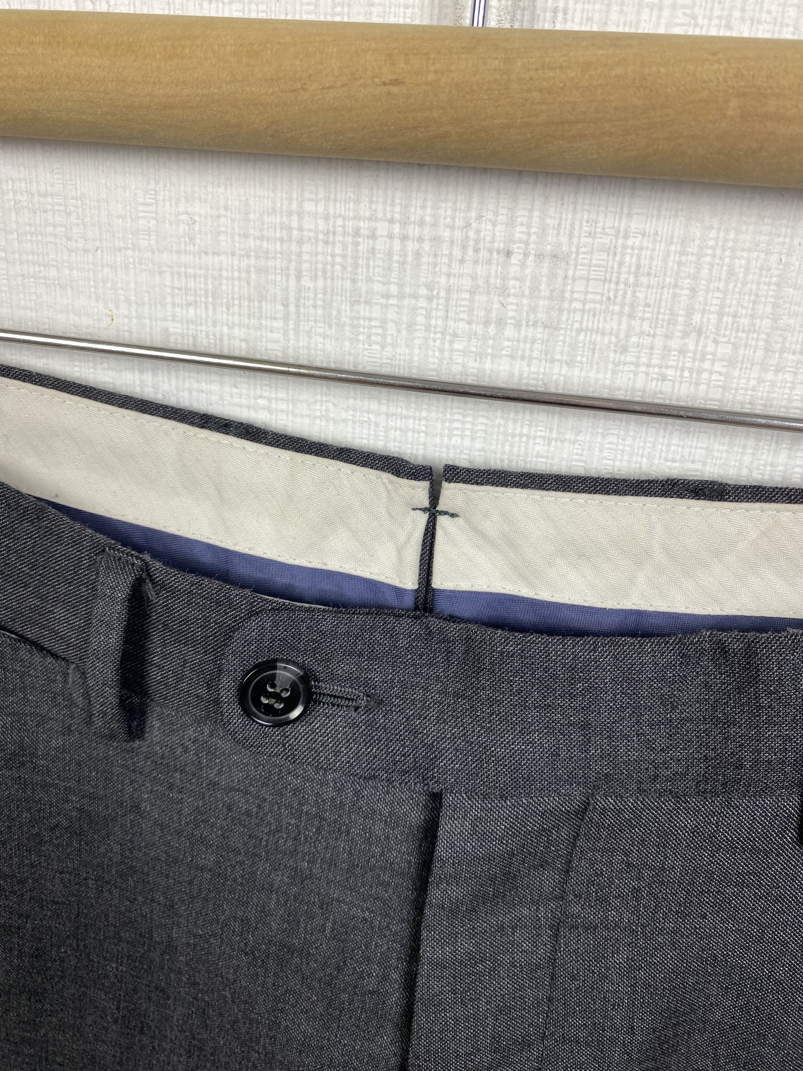 Suitsupply Suitsupply Wool Pants Size S Size US 30 / EU 46 - 4 Thumbnail