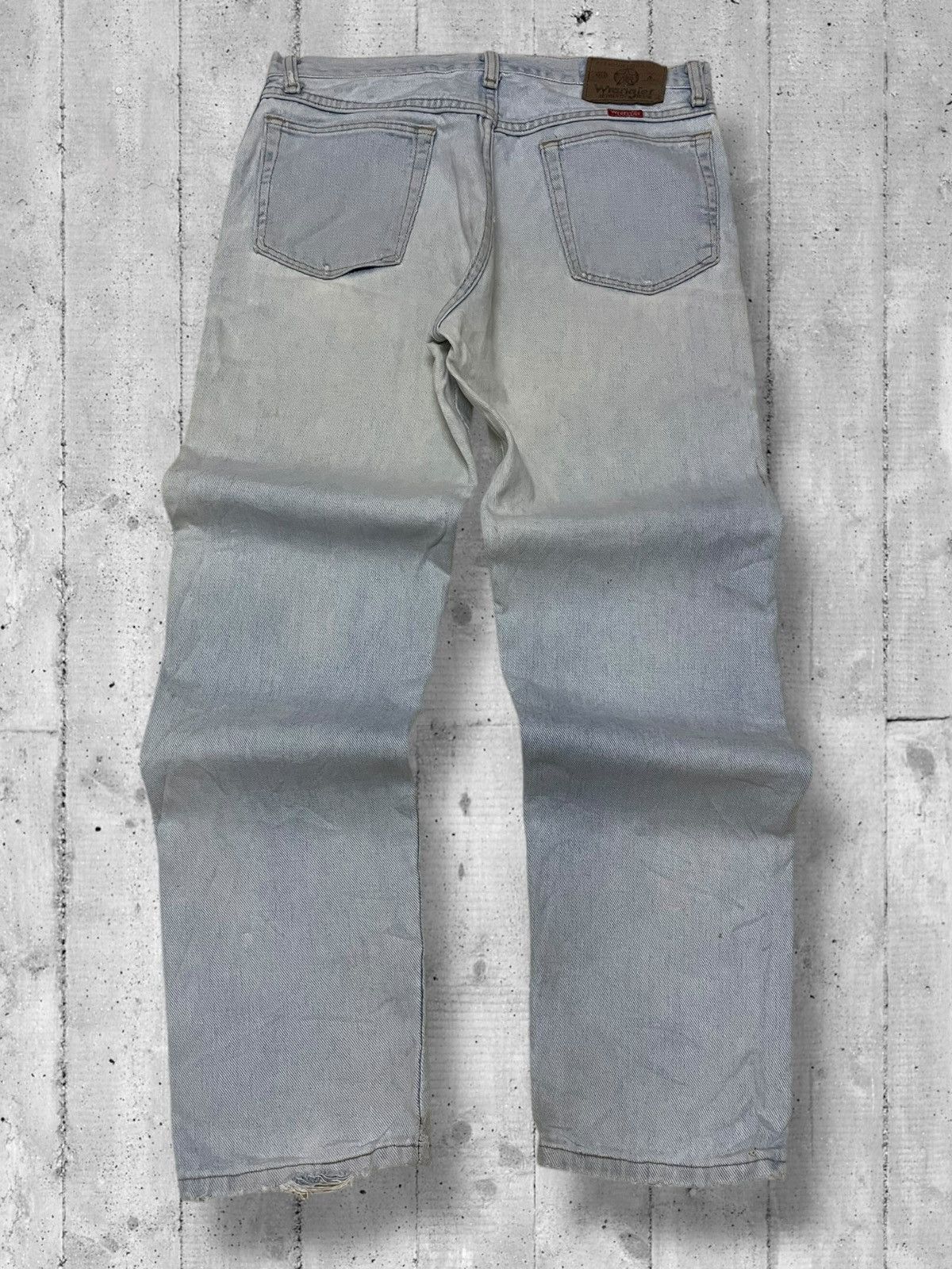 Designer × Vintage × Wrangler Vintage 1990s Designer Wrangler Blue Wash Distressed Denim Size US 30 / EU 46 - 9 Thumbnail