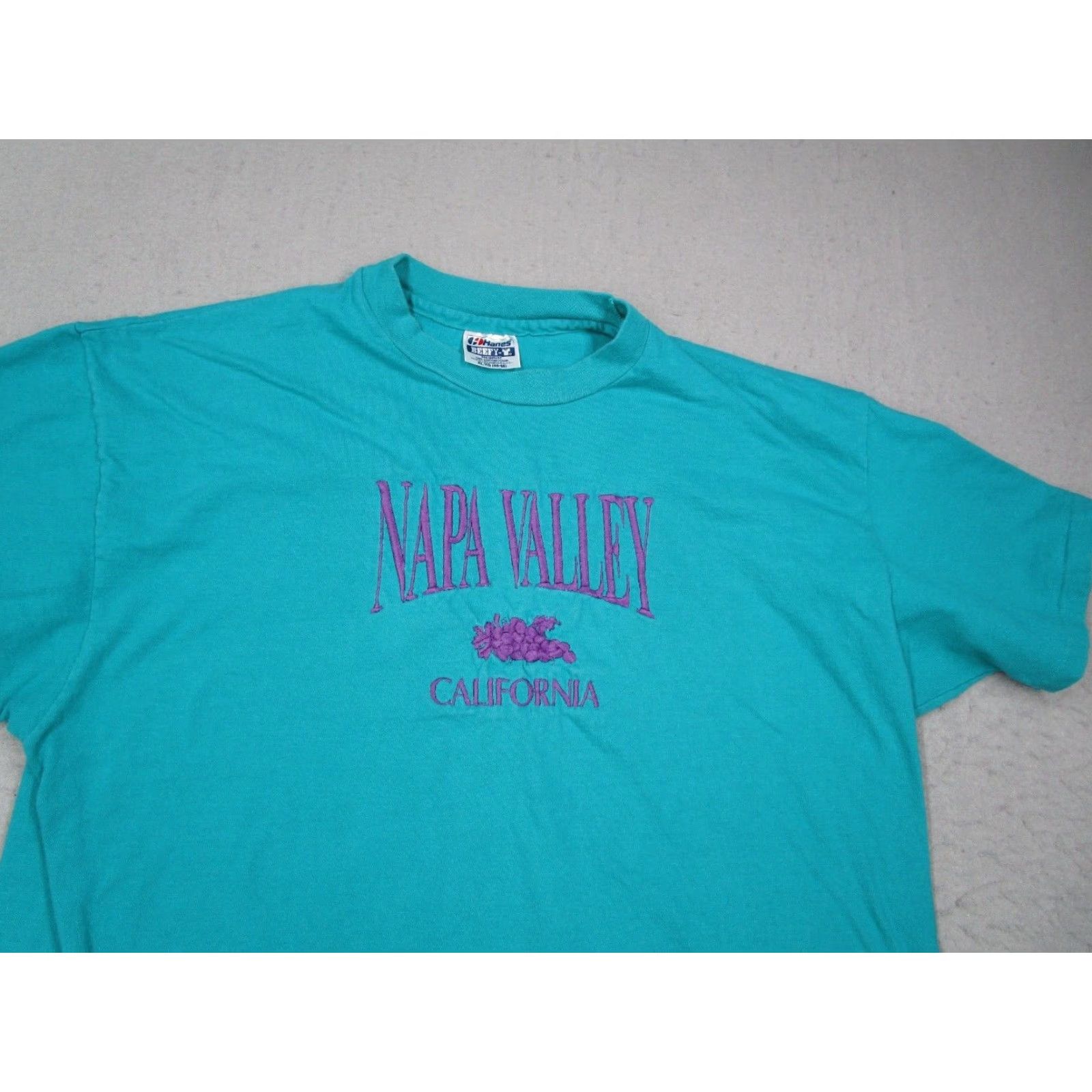 Hanes VINTAGE Hanes T-Shirt Napa Valley California Embroidered Front 90s Blue XL Men’s Short Sleeve Crew Neck Cotton Beefy-T USA Size US XL / EU 56 / 4 - 2 Thumbnail