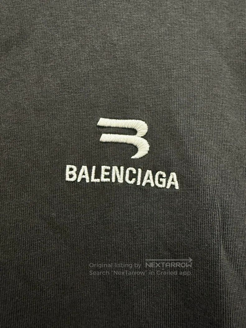 Balenciaga Balenciaga Short Sleeve Size US L / EU 52-54 / 3 - 6 Thumbnail