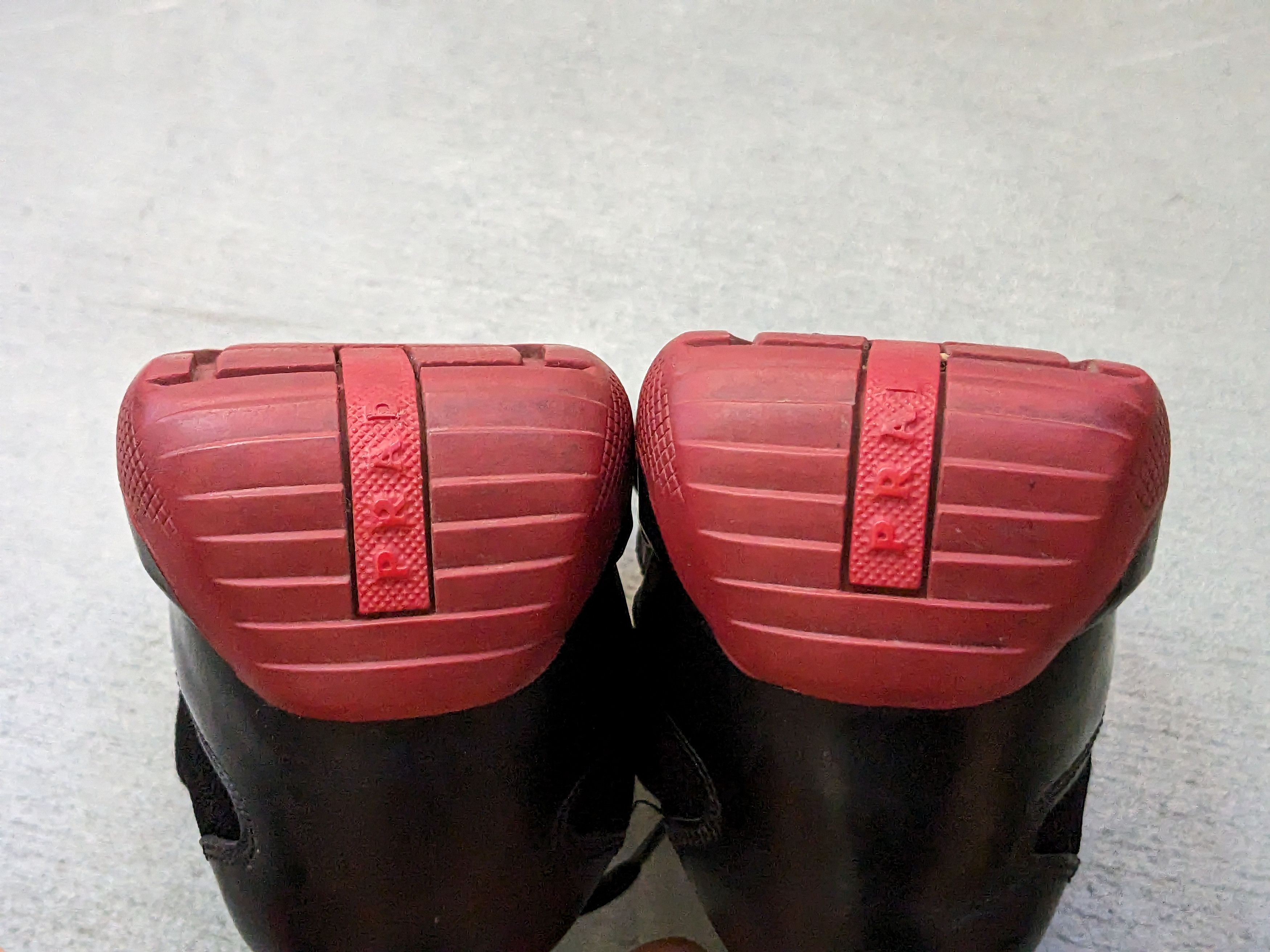 Prada Prada America's Cup Size 7 Black Red Leather 4E2905 Size US 7 / EU 40 - 21 Thumbnail