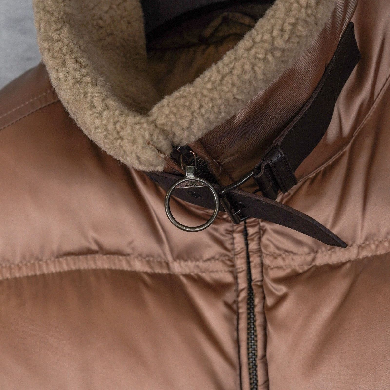 Prada Vintage prada brown nylon womens down puffer vest jacket Size M / US 6-8 / IT 42-44 - 6 Thumbnail