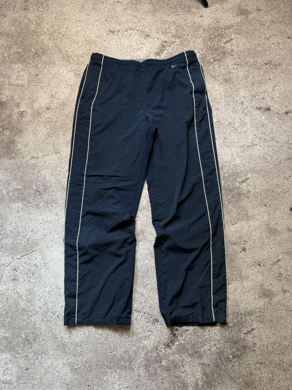 Nike × Vintage Vintage Nike Nylon Sweatpants 90s Y2K Size US 33 - 1 Thumbnail