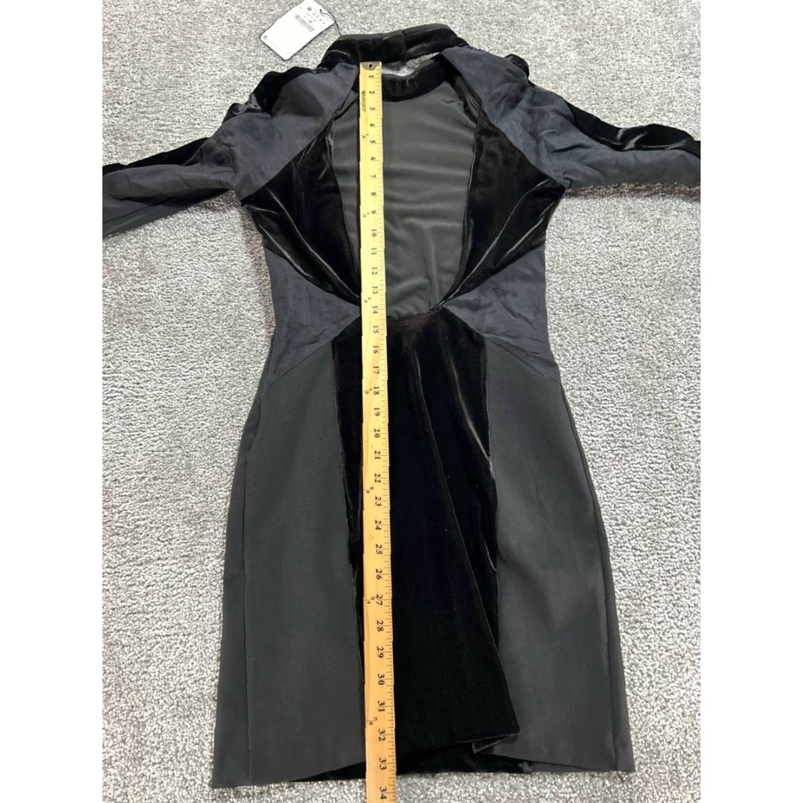Zara Zara Velvet Open Back Short Party Dress Black Womens Medium Black Bodycon New Size 32" / US 10 / IT 46 - 4 Thumbnail