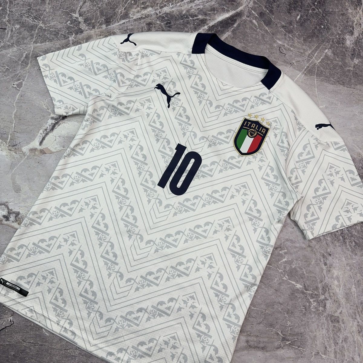 Puma Puma Italia Jersey 2019-2020 #10 Insigne Away Kit National Size US S / EU 44-46 / 1 - 8 Thumbnail