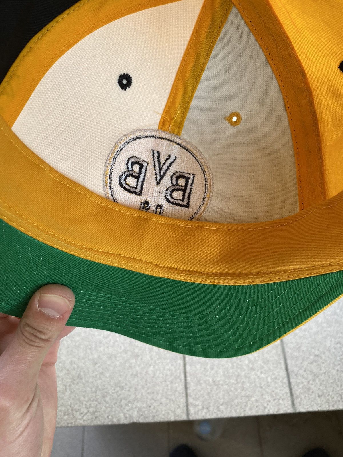 Vintage Vintage Borussia Dortmund Cap yellow/black rare Size ONE SIZE - 2 Thumbnail