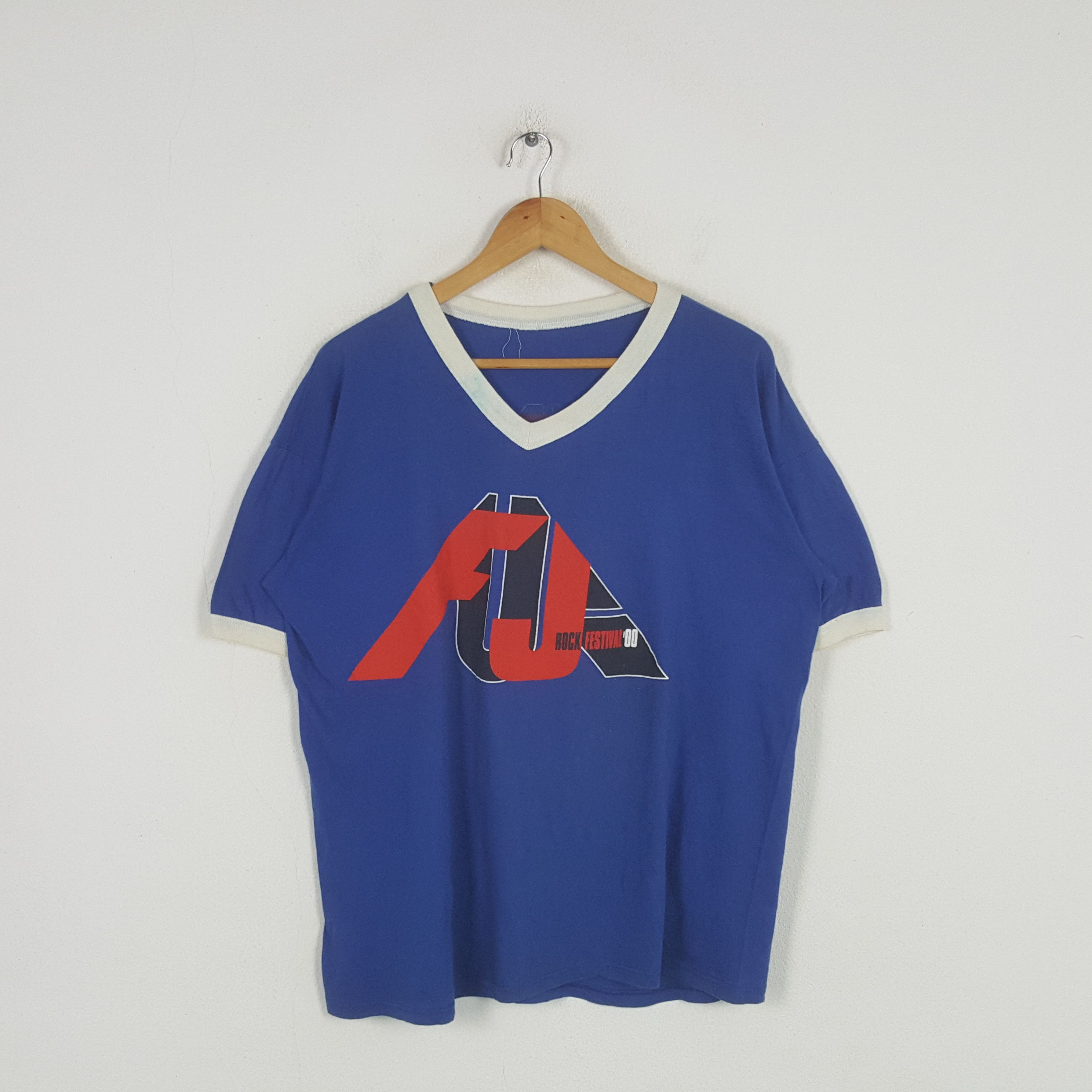 Vintage Vintage Fuji Rock Festival Japanese Band Y2K Tshirt 31 Size US XL / EU 56 / 4 - 1 Thumbnail