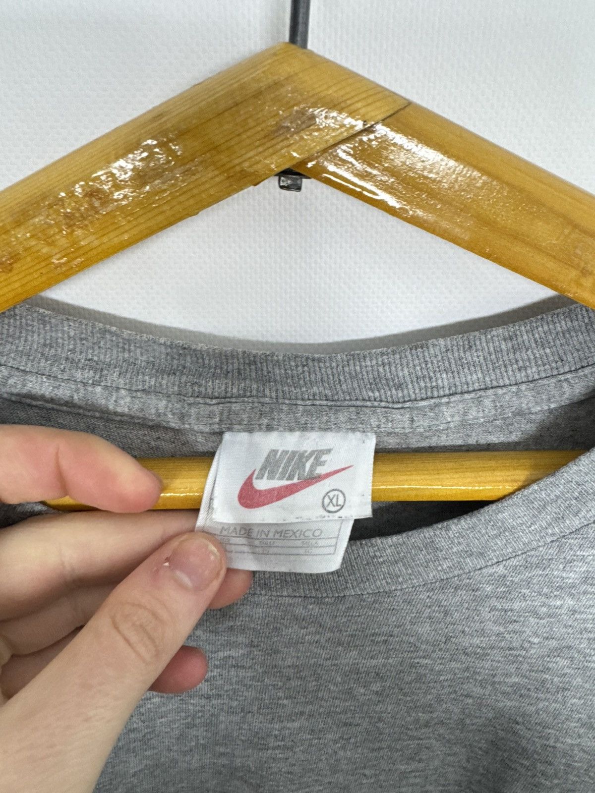 Nike Vintage Nike Swoosh T-Shirt 90’s Size US XL / EU 56 / 4 - 4 Thumbnail