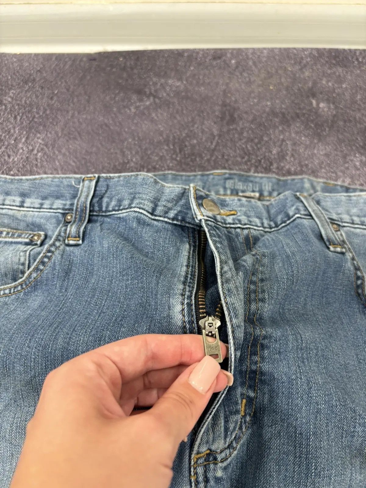 Carhartt × Vintage Vintage Carhartt Faded Blue Relaxed Fit Painted Hype Jeans Size US 38 / EU 54 - 11 Thumbnail