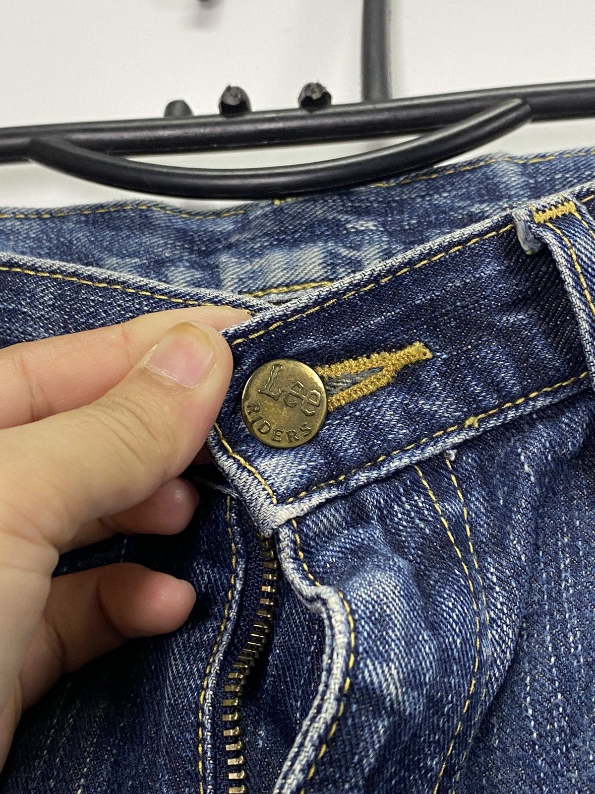 Lee × Vintage Vintage Lee distressed jeans Size US 32 / EU 48 - 7 Thumbnail