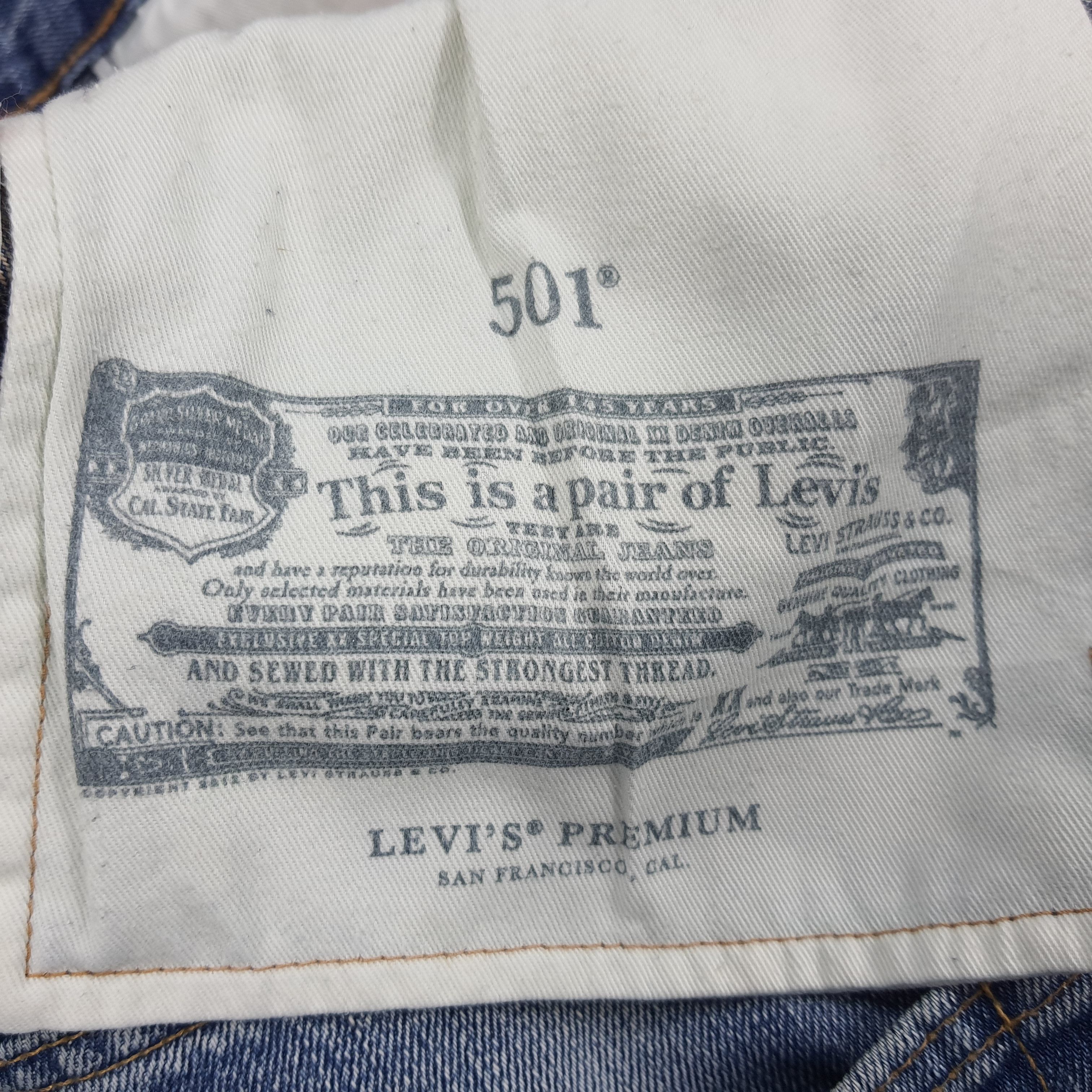 Levi's × Vintage Vintage Levis 501 Distressed Style Jeans Size US 34 / EU 50 - 12 Thumbnail
