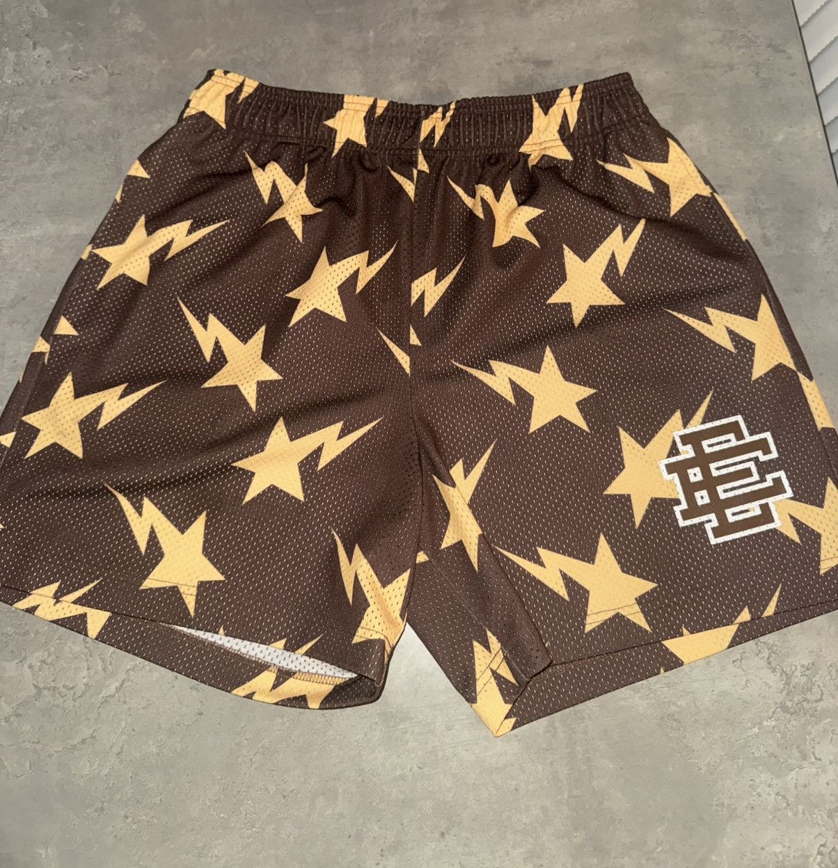 Eric Emanuel Eric Emanuel x Bape Miami Basic Shorts Size US 36 / EU 52 - 1 Thumbnail