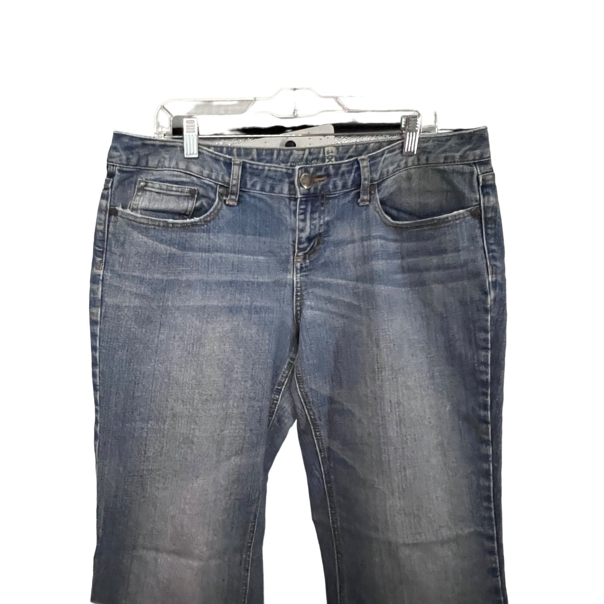American Rag American Rag Blue Denim Distressed Bootcut Jeans Plus 13S Me Size 36" / US 14 / IT 50 - 3 Thumbnail