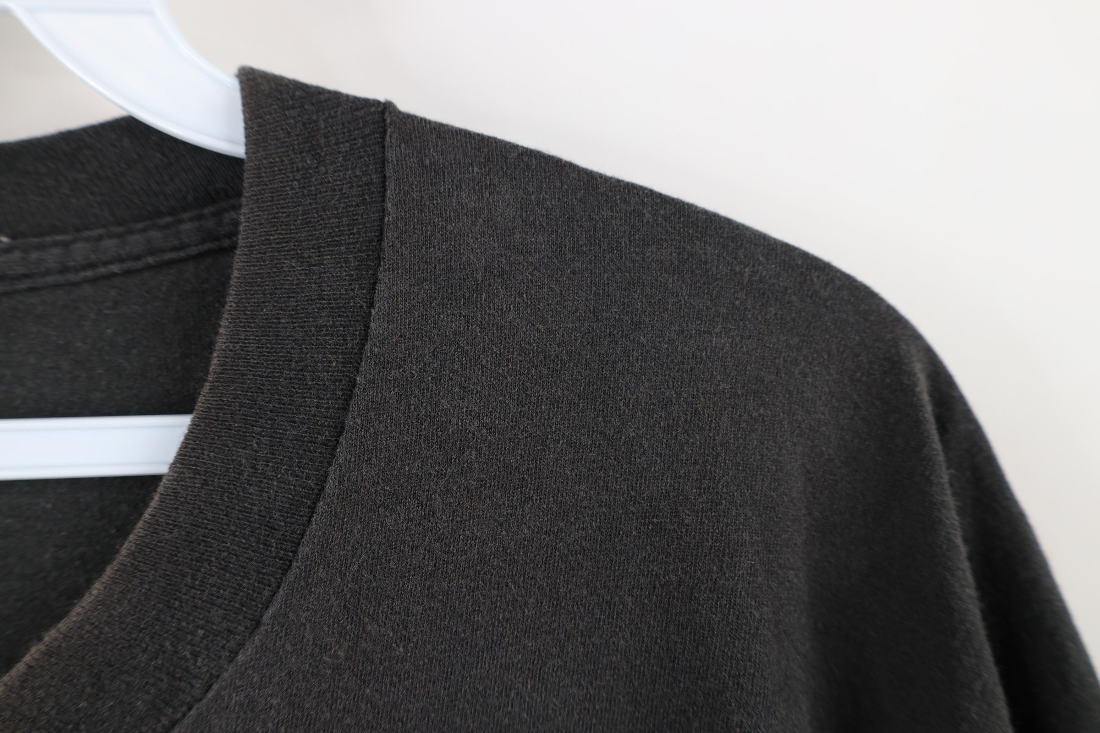 Vintage Vintage 90s Streetwear Faded Cotton Pocket T-Shirt Black USA Size US XL / EU 56 / 4 - 6 Thumbnail