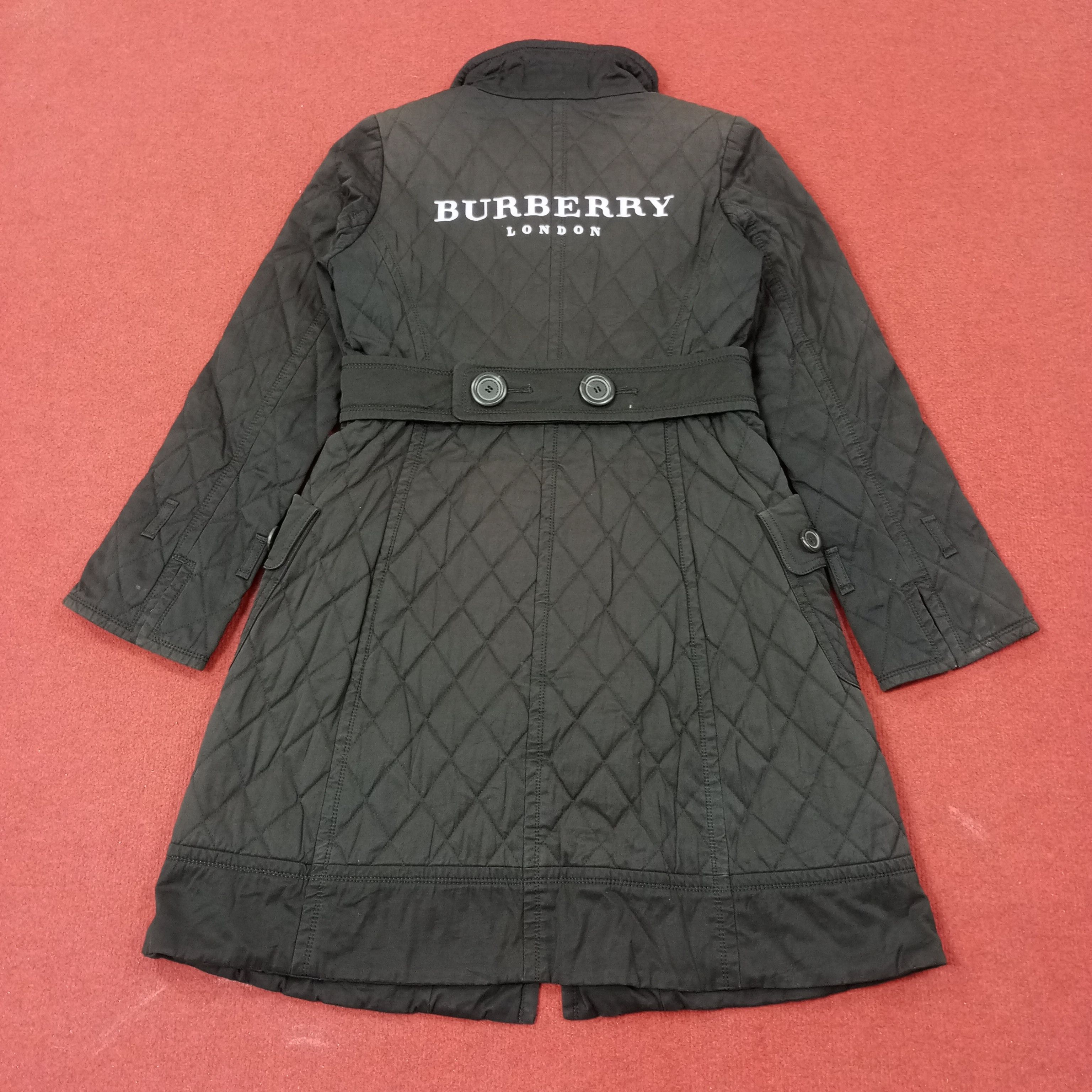 Burberry Burberry London Blue Label Custom Art Trench Jacket c245n17 Size XS / US 0-2 / IT 36-38 - 1 Thumbnail