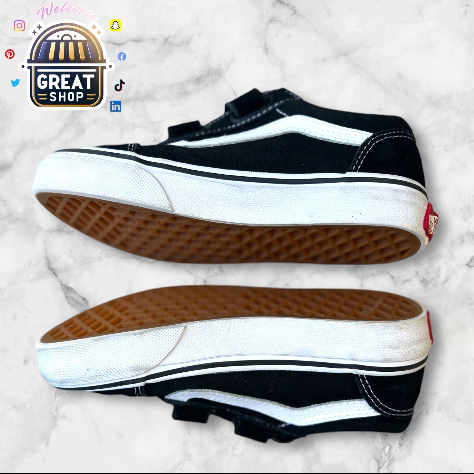Vans Vans Kids Size 1 Black & White Old Skool Velcro Sneakers Ska Size US 5 / EU 37 - 1 Thumbnail