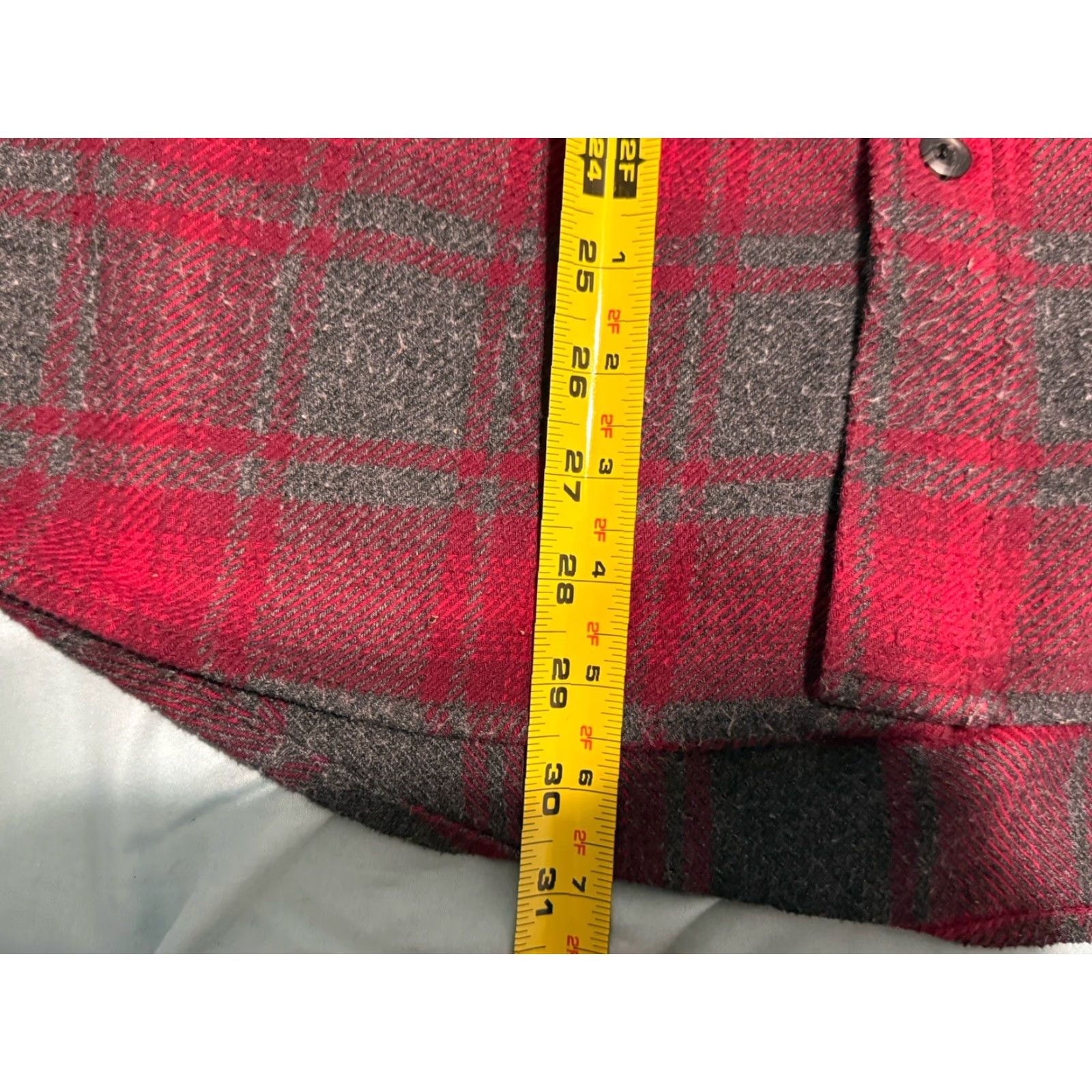 Orvis Orvis Heavyweight Flannel Shirt Jacket Mens L Red Plaid Outdoor Button-Up Size US L / EU 52-54 / 3 - 2 Thumbnail
