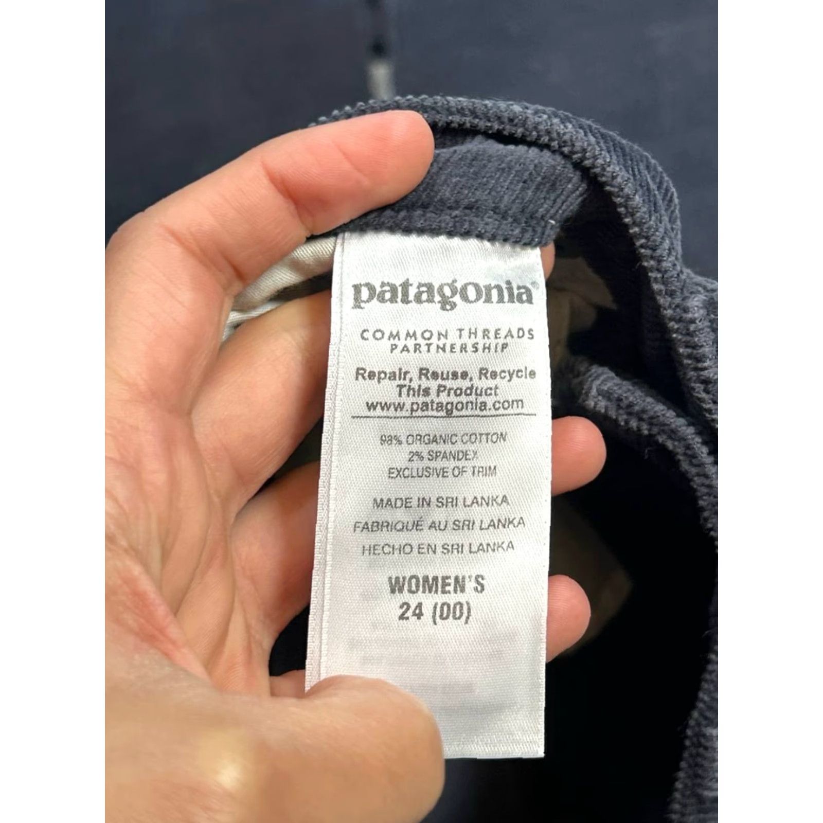 Patagonia Patagonia Pants Womens 24 Corduroy Blue Logo Skinny Low Rise Size 42" / US 20 - 7 Thumbnail