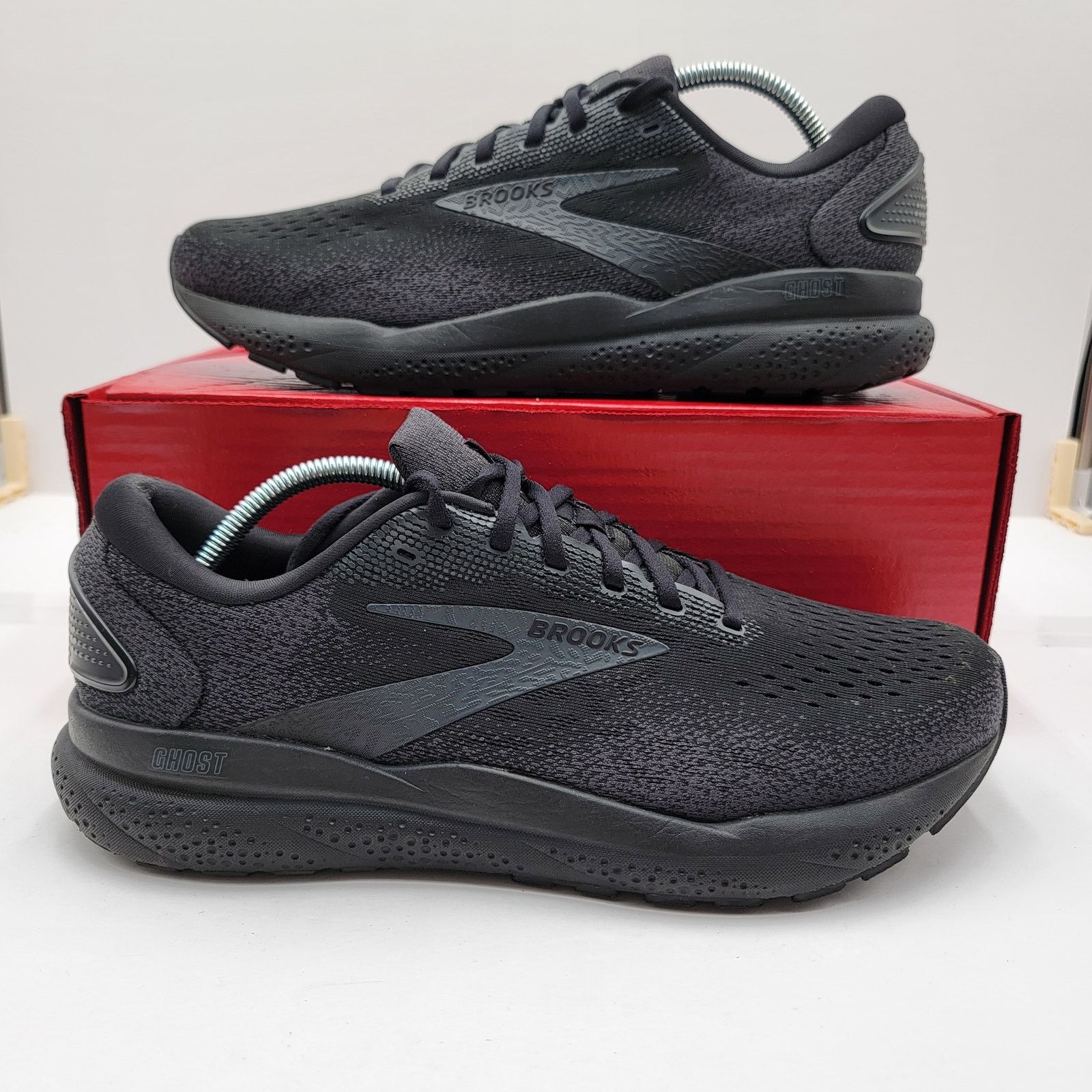 Brooks Brooks Ghost 16 'Black Ebony' Mens Sz 10.5W 1104182E020 245 Size US 10.5 / EU 43-44 - 1 Thumbnail