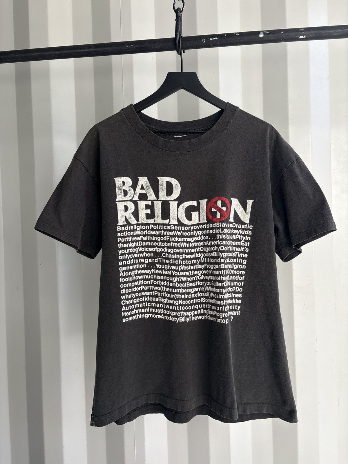 Band Tees Vintage Bad Religion Shirt Thrashed Faded GRUNGE Band Size US XL / EU 56 / 4 - 1 Thumbnail