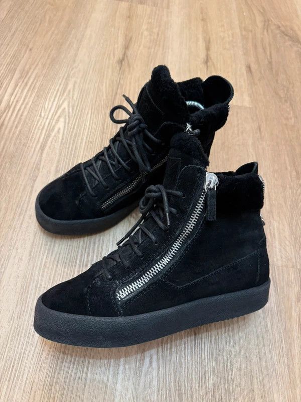 Giuseppe Zanotti Giuseppe Zanotti Kriss Winter May London Fur Shearling 38,5 Size US 8.5 / IT 38.5 - 10 Thumbnail