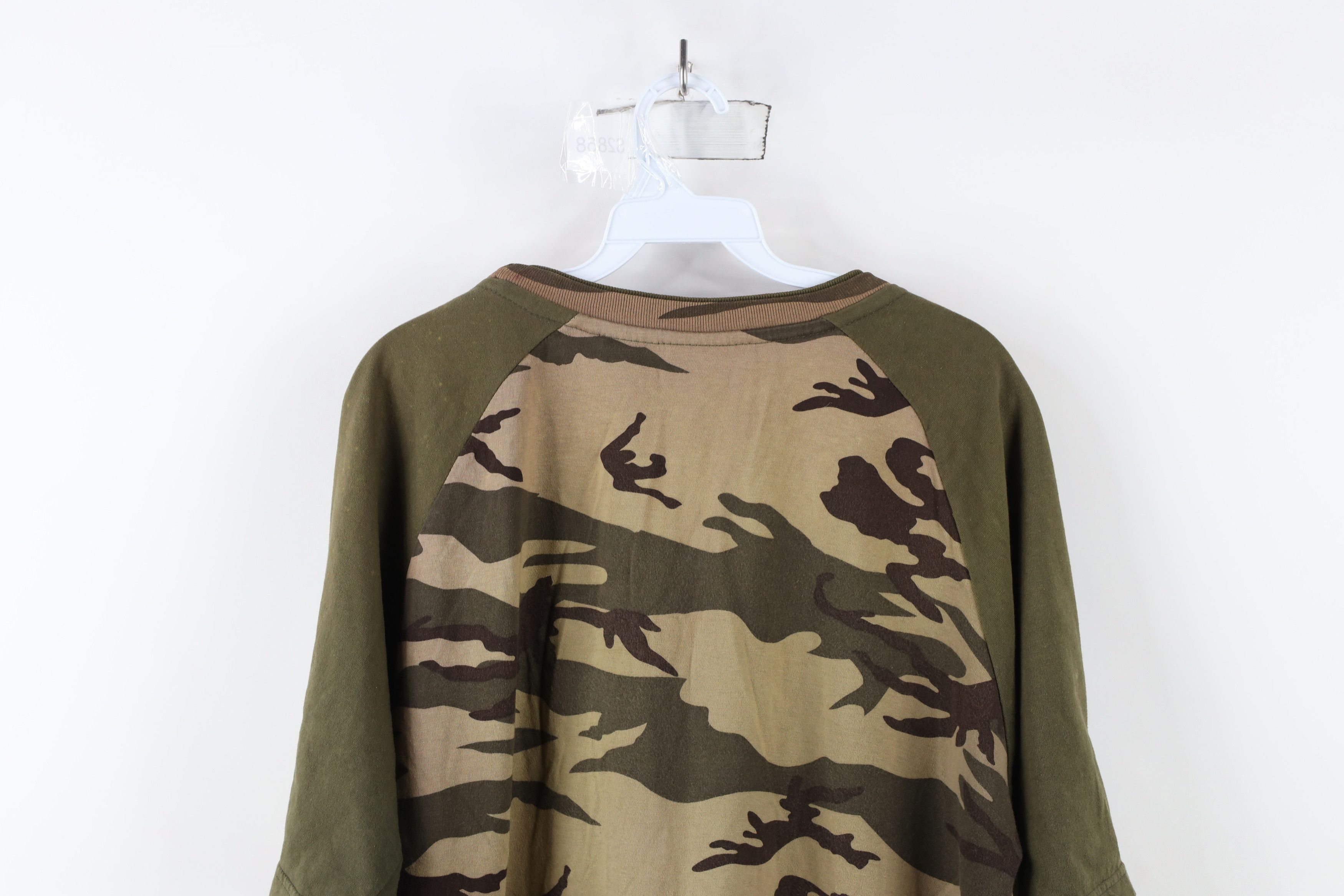 Vintage Vintage 90s Streetwear Camouflage Short Sleeve T-Shirt Size US L / EU 52-54 / 3 - 12 Thumbnail