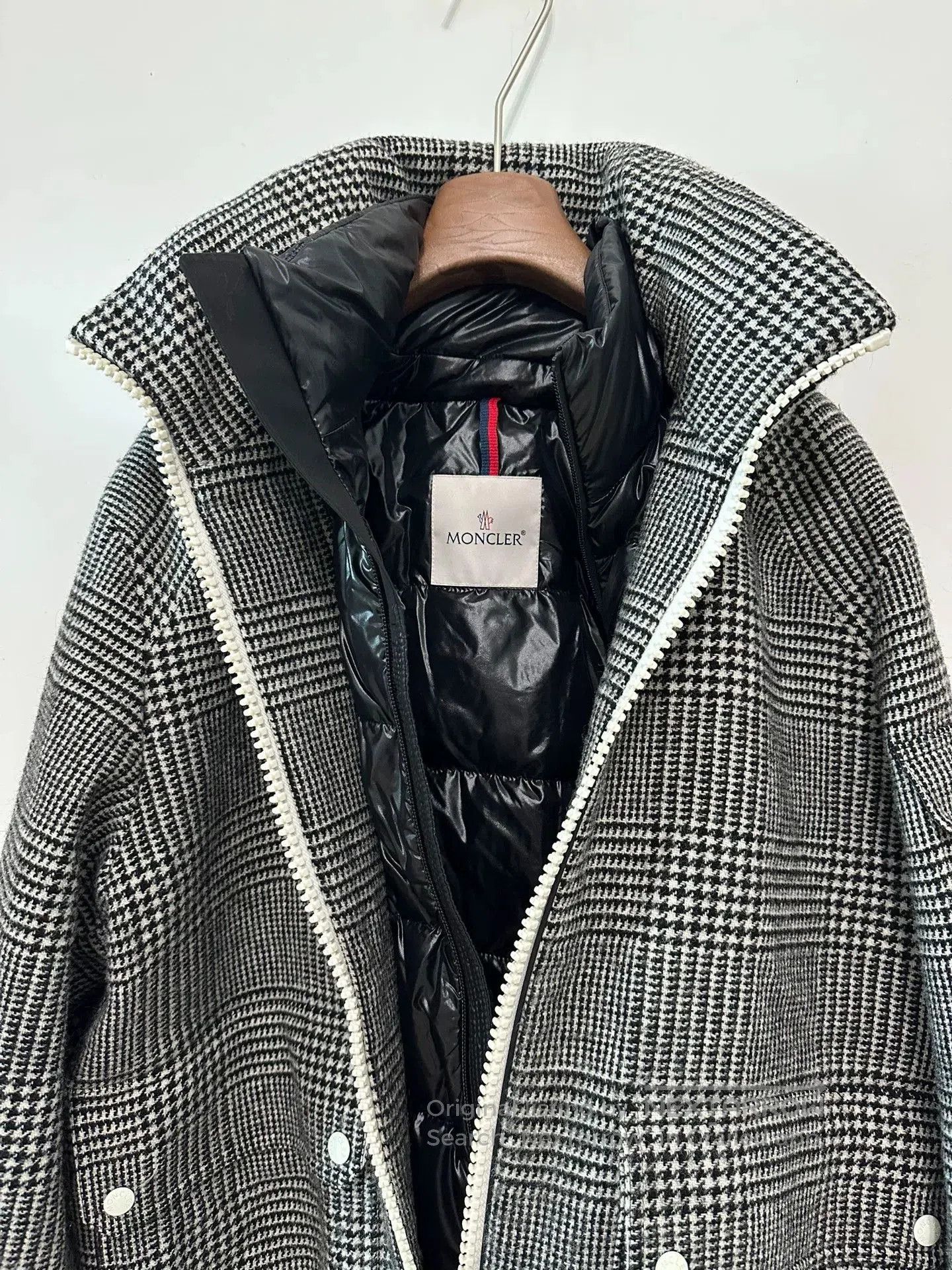 Moncler Moncler Wool Houndstooth Down Jacket. Size US M / EU 48-50 / 2 - 3 Thumbnail