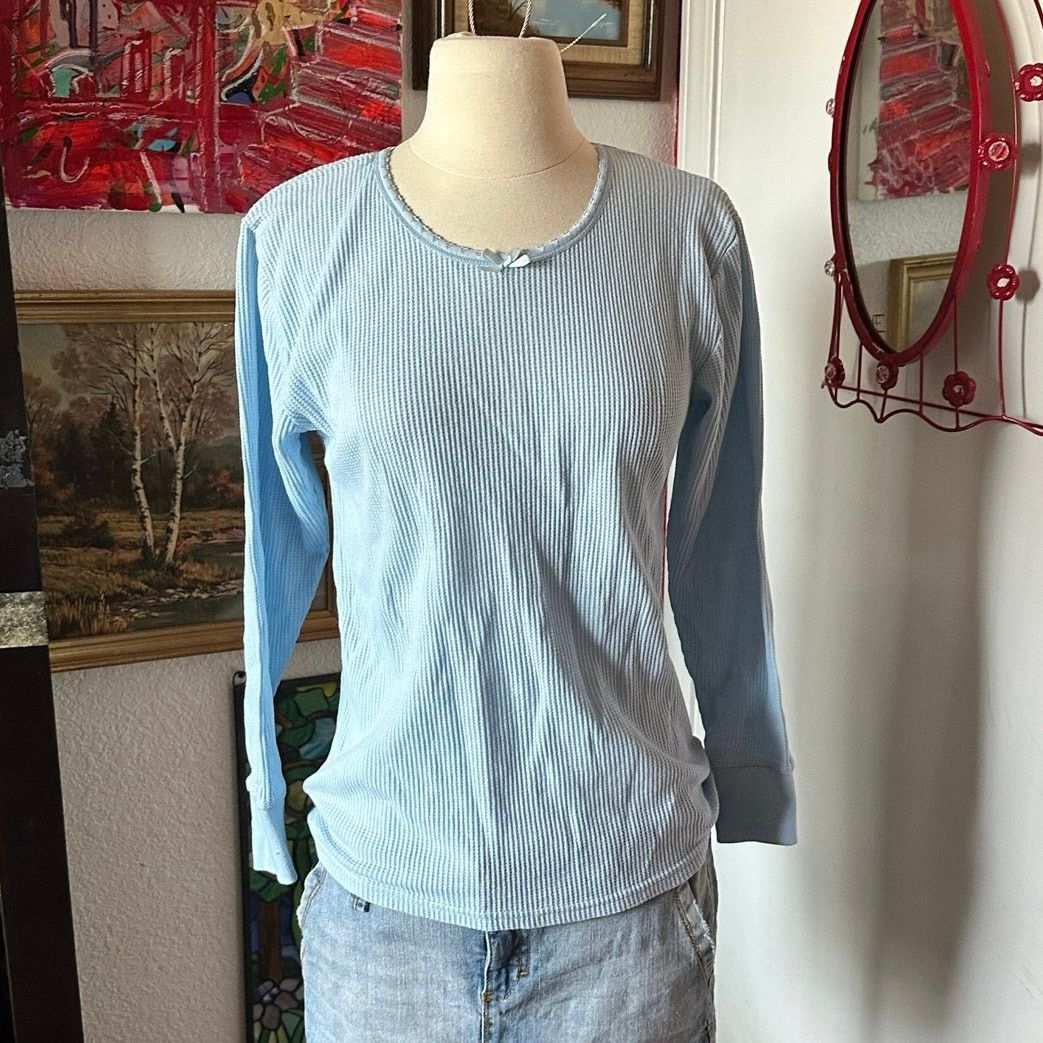 Other dnla sport baby blue long sleeve thermal shirt Size L / US 10 / IT 46 - 1 Thumbnail