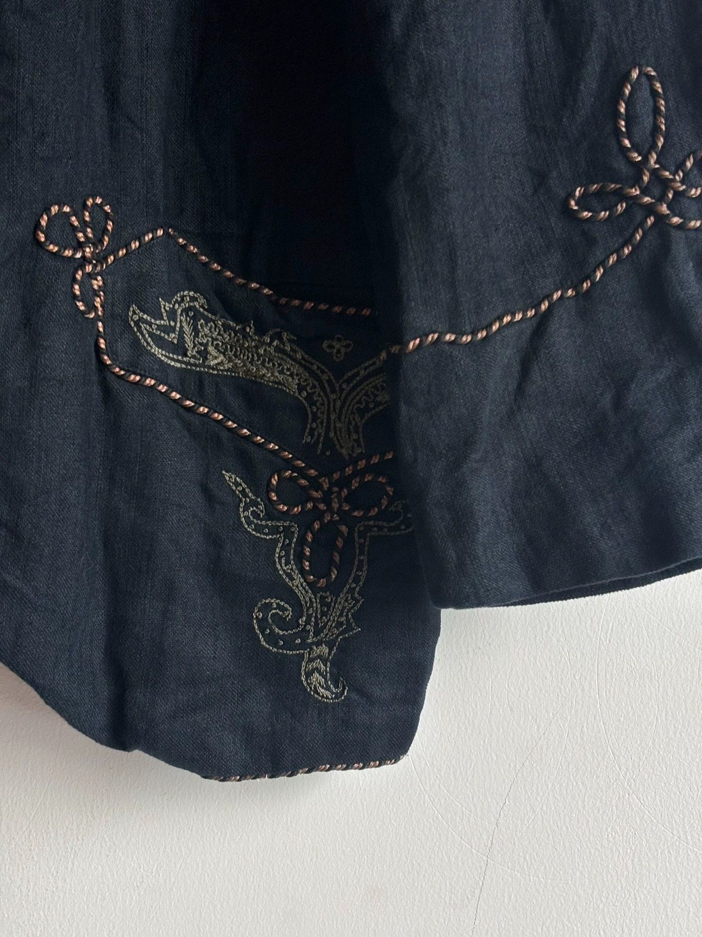 Dries Van Noten Dries Van Noten 2006 S/S Court Embroidered Linen Jacket M Size US M / EU 48-50 / 2 - 4 Thumbnail