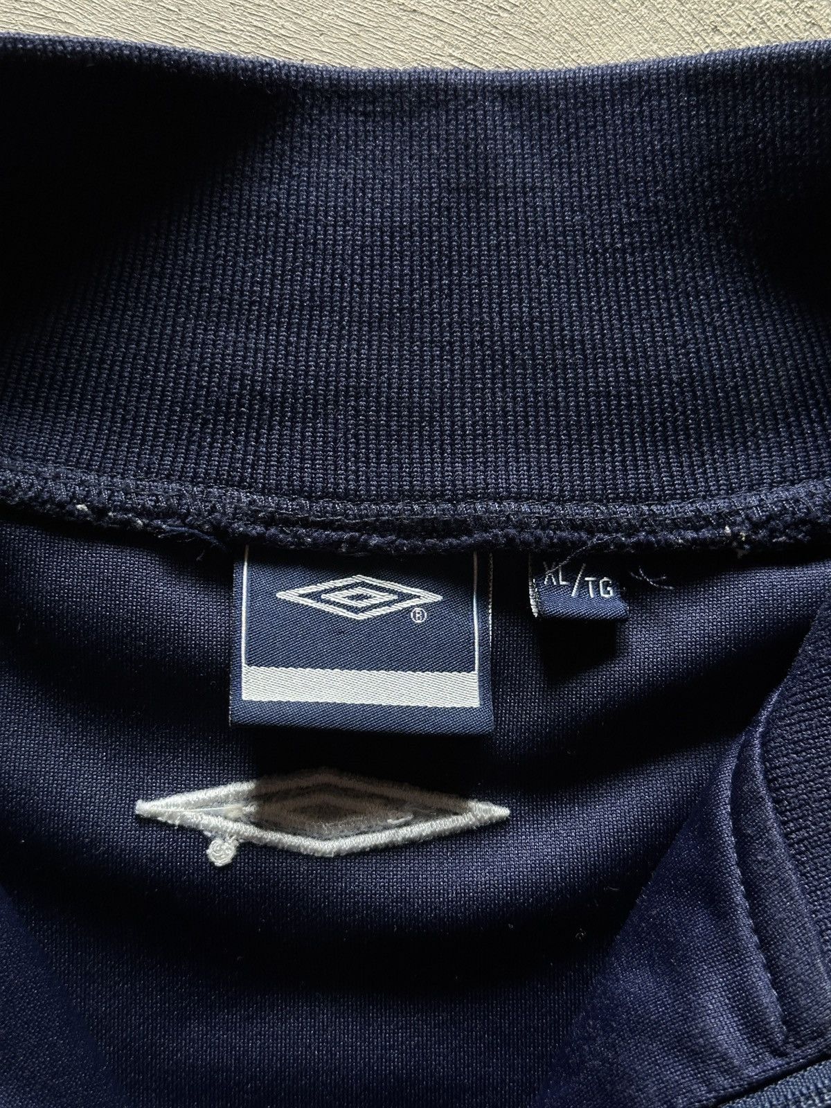 Umbro × Vintage vintage umbro navy blue boxy cropped track jacket Size US XL / EU 56 / 4 - 5 Thumbnail
