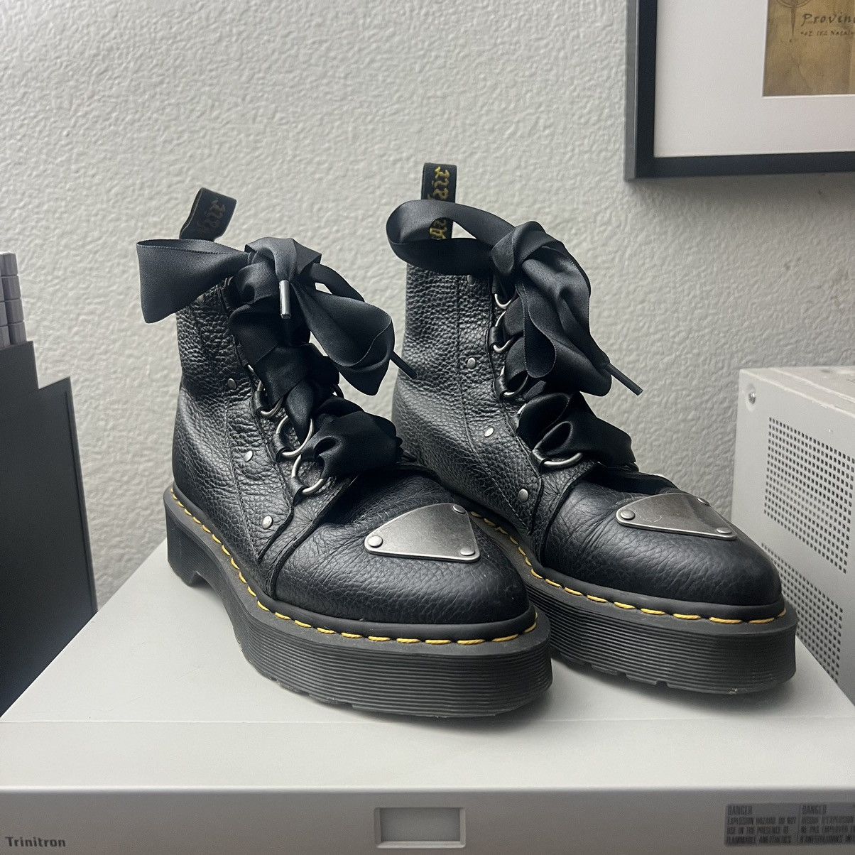 Dr. Martens Farylle